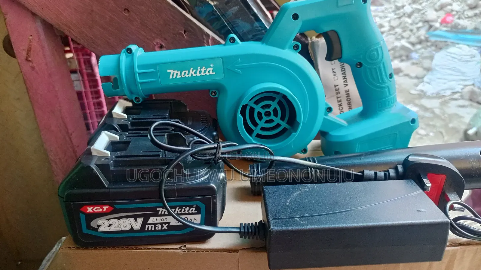 Makita Battery Blower