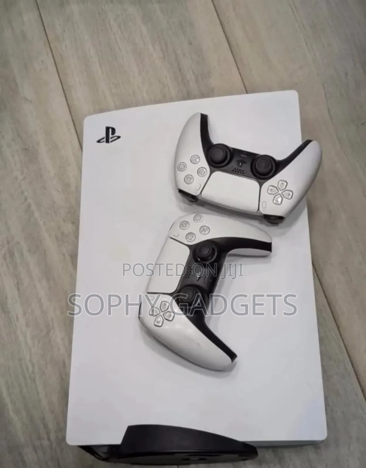 Uk Used Ps 5 Fat With 2 Controllers and Offline Games