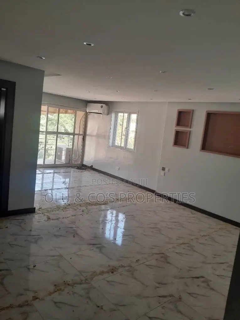 4bdrm Duplex in Wuse for rent