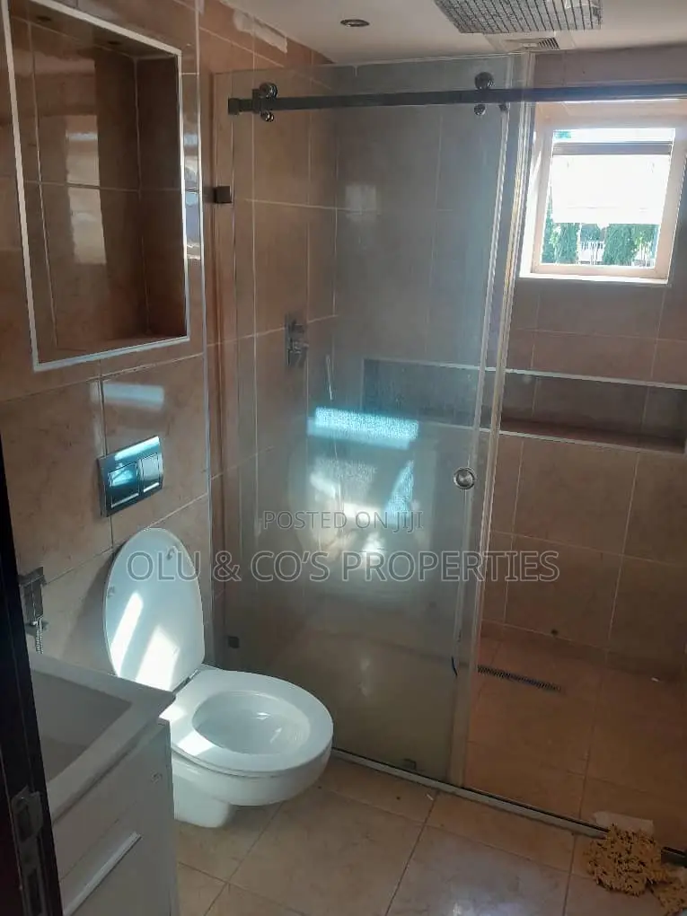 4bdrm Duplex in Wuse for rent