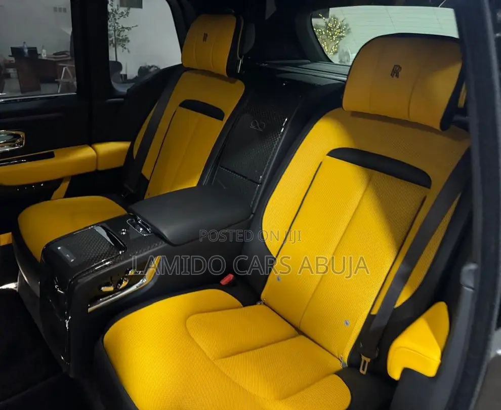 Rolls-Royce Cullinan Black Badge Sport Utility 2023 Black
