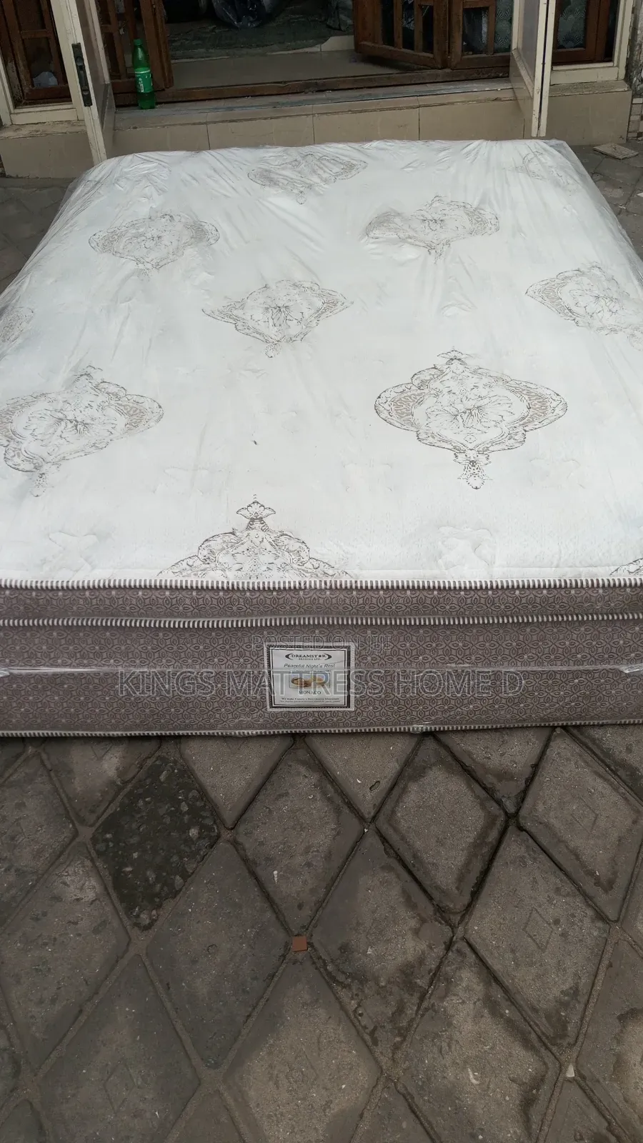Mattress for Your Family and Hotel Apartment