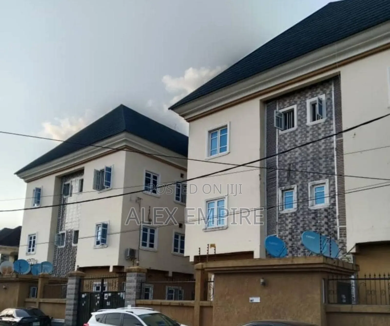 2bdrm Block of Flats in Ago Palace for sale
