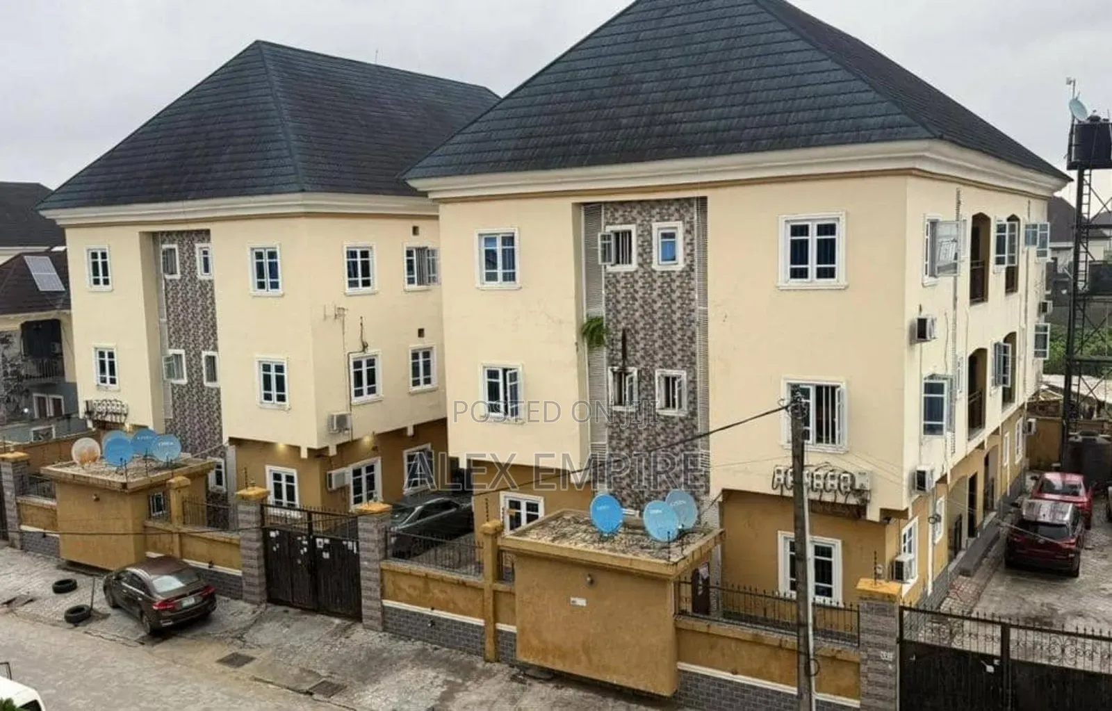 2bdrm Block of Flats in Ago Palace for sale
