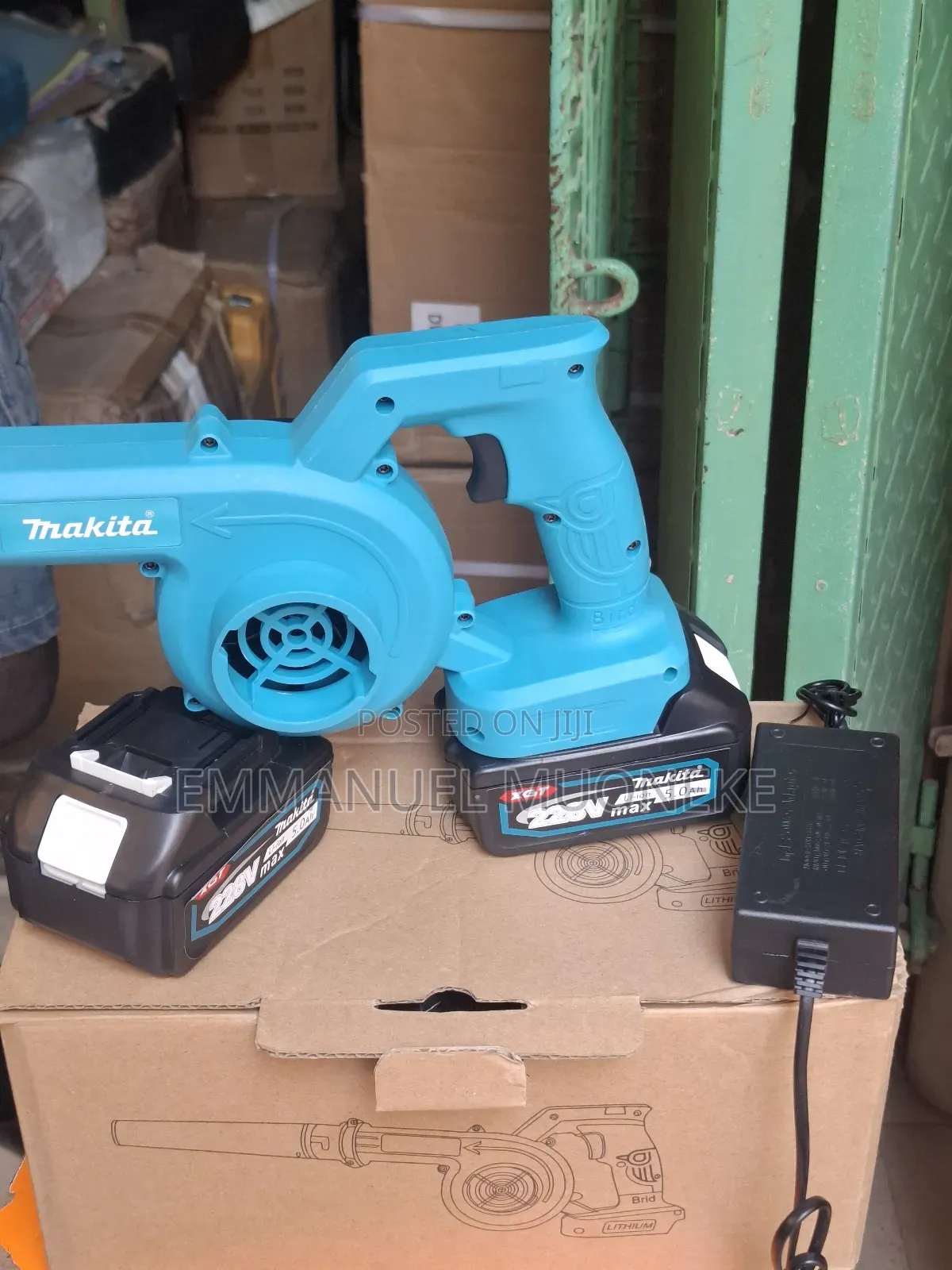 Makita Vacuum Cleaner With Battery And Charger