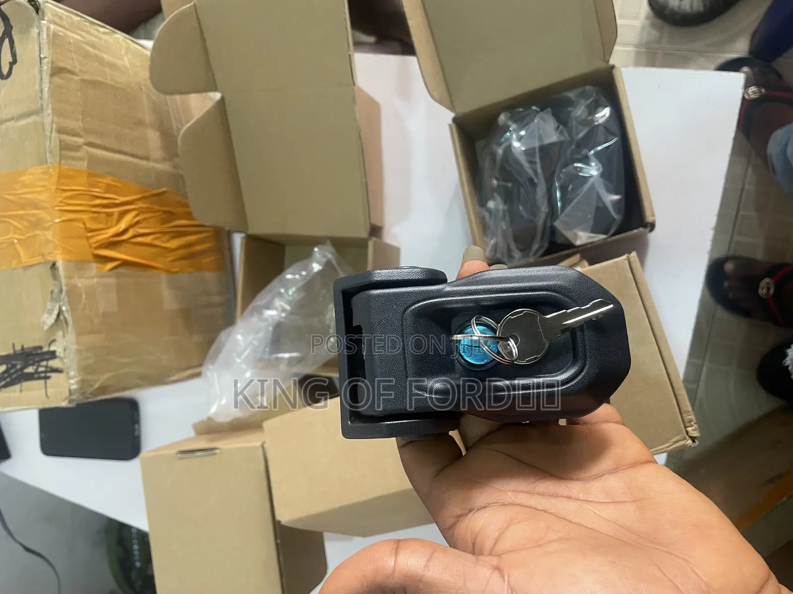 Jeep Wrangler 2021 Bonnet Lock