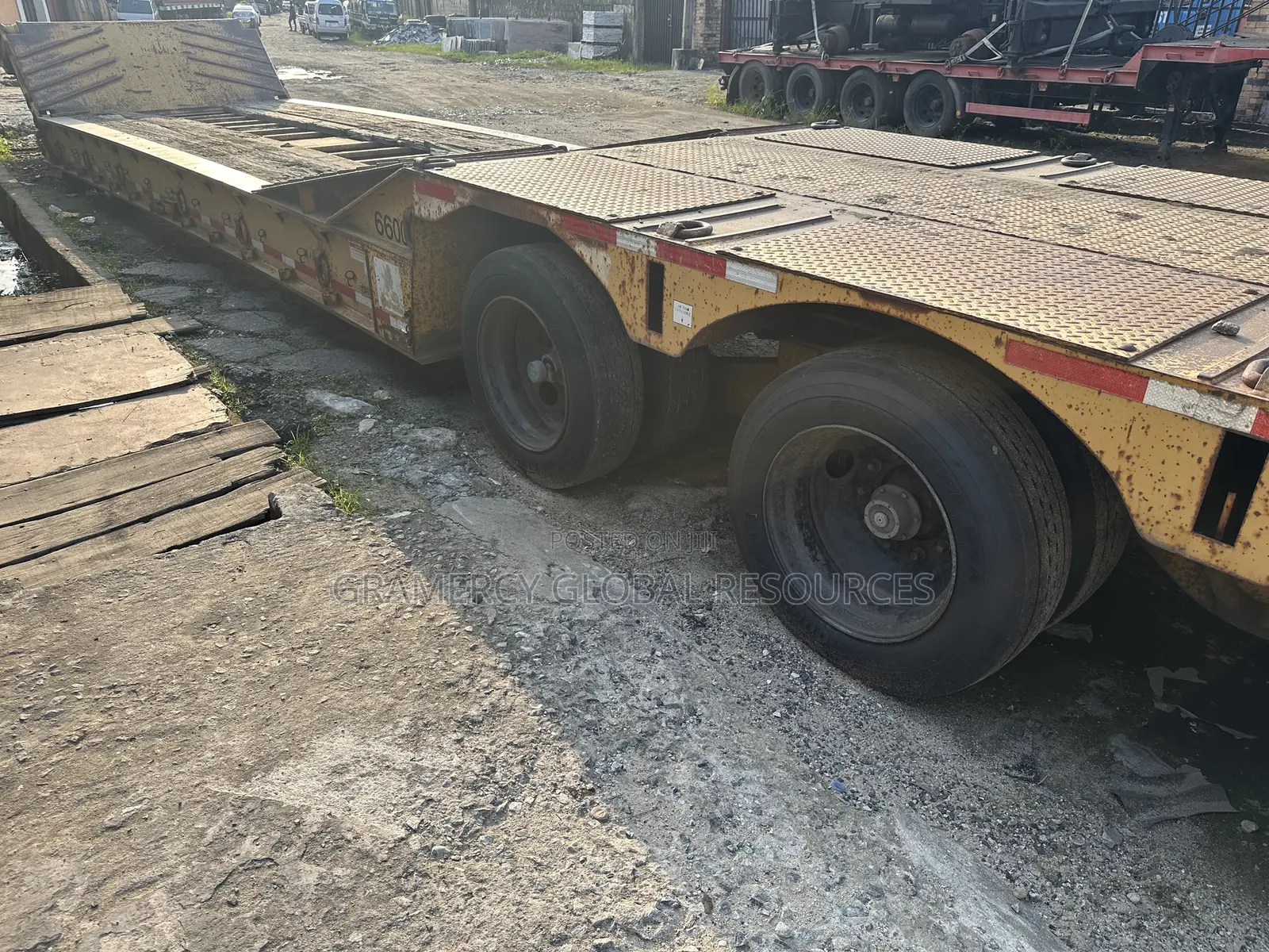 Foreign Used 120 Tons Front Loader Low Bed 4 Axles