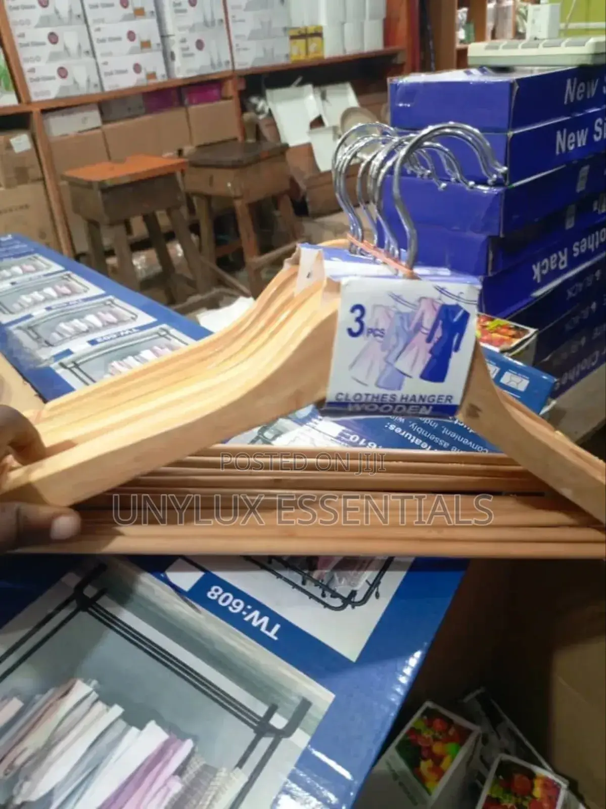 10pcs Wooden Clothes Hanger