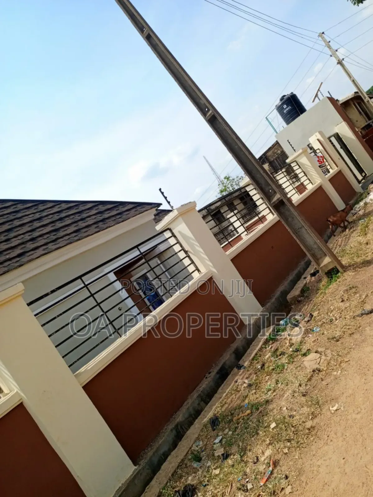 5bdrm Bungalow in Ibadan for sale
