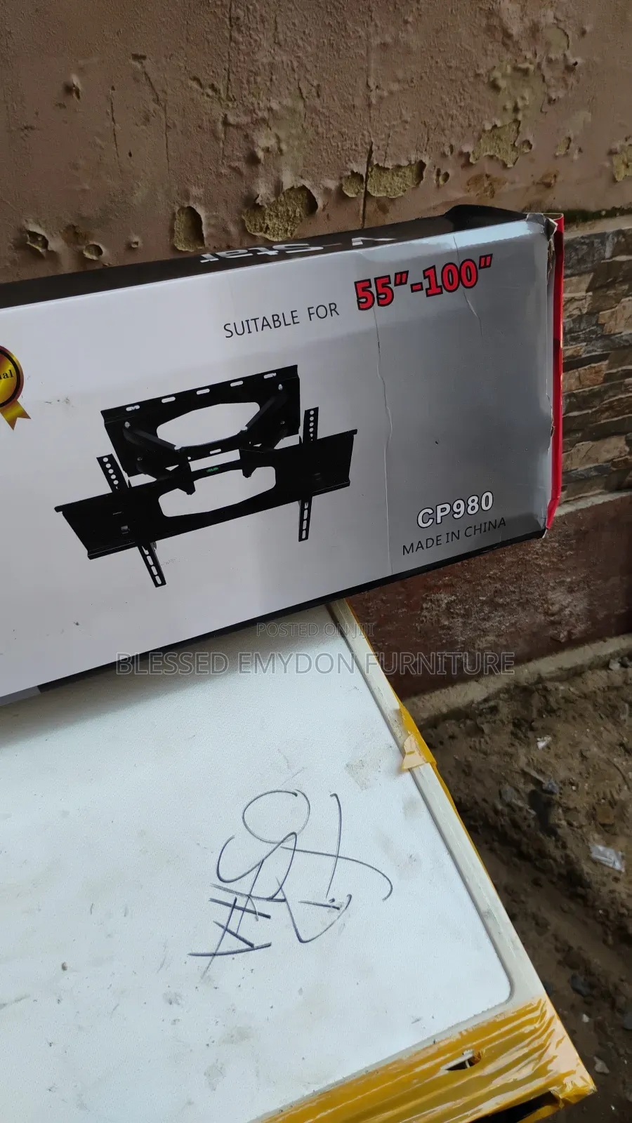 Wall Mount Stand Bracket for TVS 55to 100 Inches