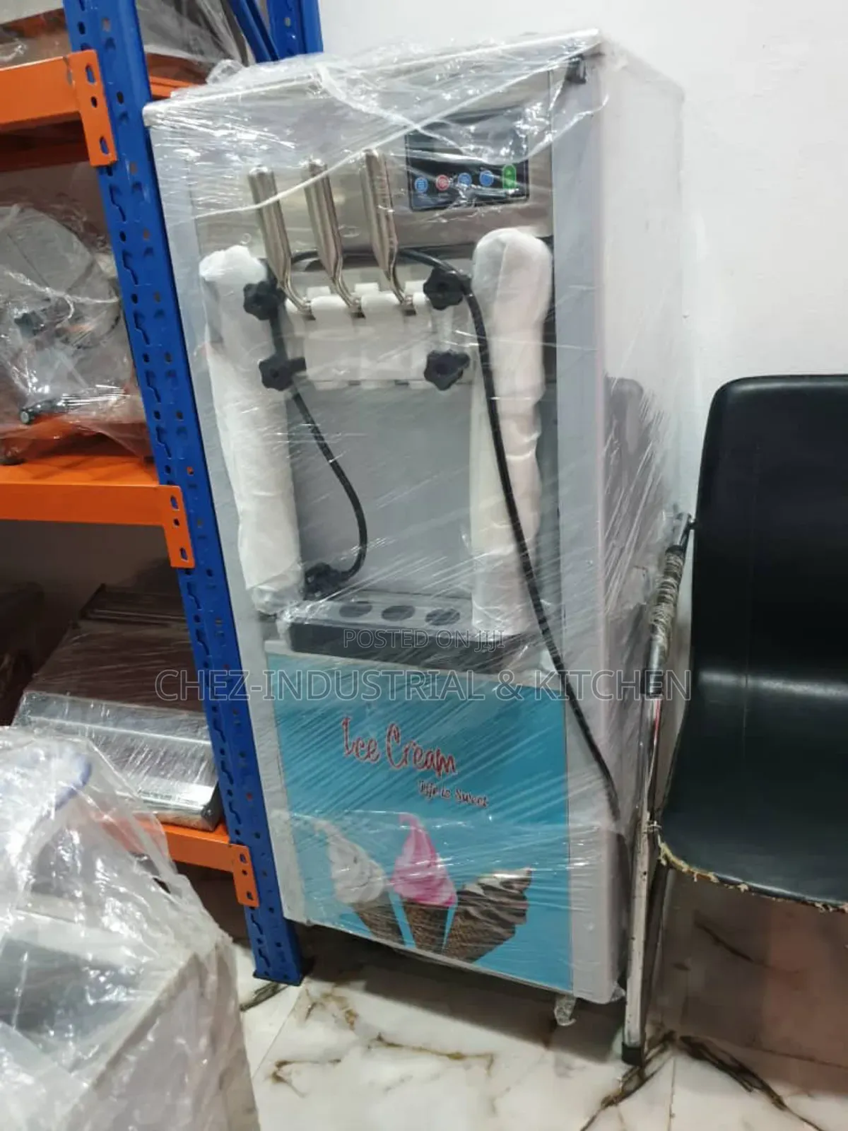Icecream Machine Standing