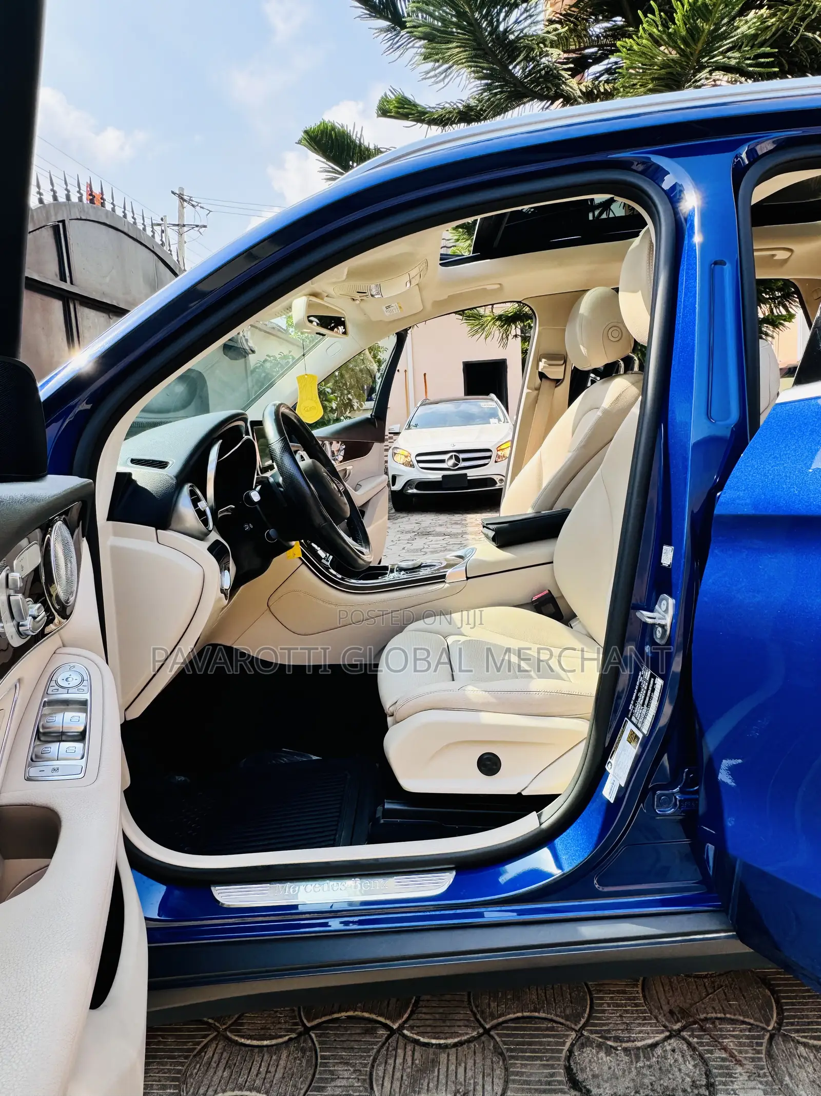 Mercedes-Benz GLC-Class 2019 Blue