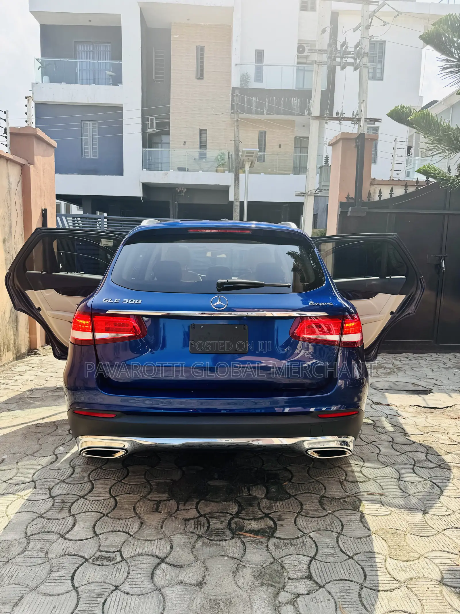 Mercedes-Benz GLC-Class 2019 Blue