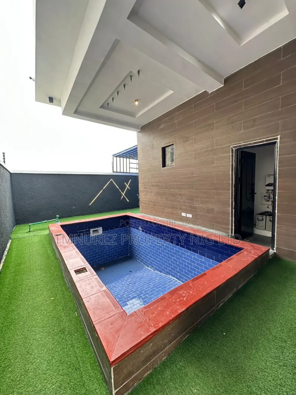 5bdrm Duplex in Aha Lekki, Ajah for sale