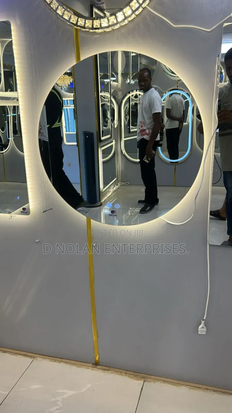 Toilet Mirror Or Dining Mirror