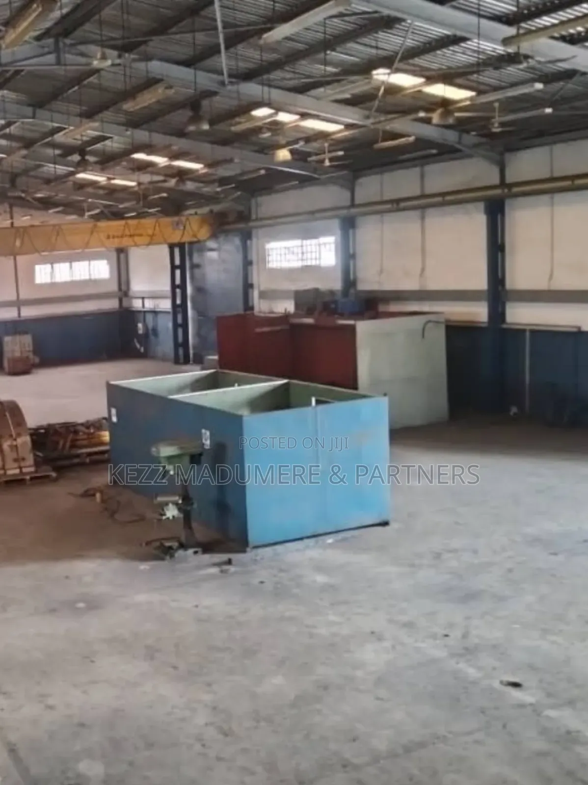 To Let/ Lease: 1200 SQMTRS Warehouse at Trans Amadi, Ph