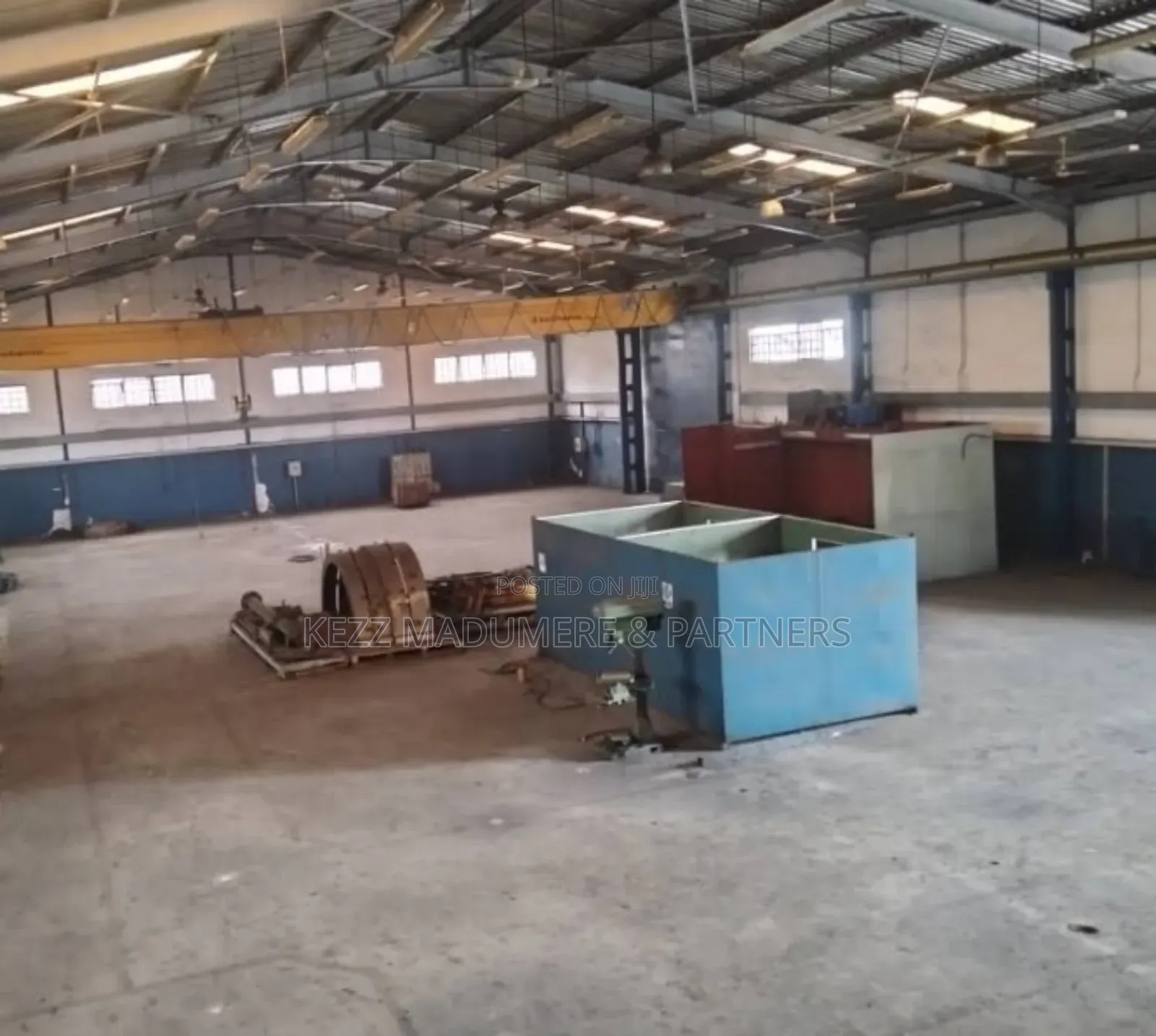 To Let/ Lease: 1200 SQMTRS Warehouse at Trans Amadi, Ph