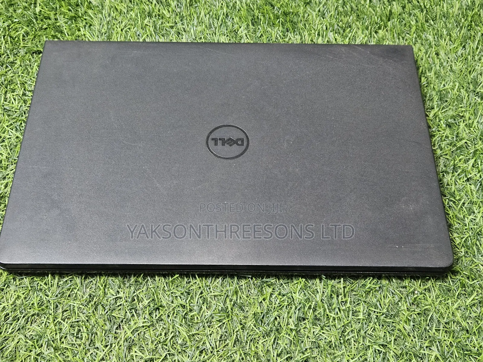 Laptop Dell Inspiron 3800 8GB AMD A8 HDD 512GB