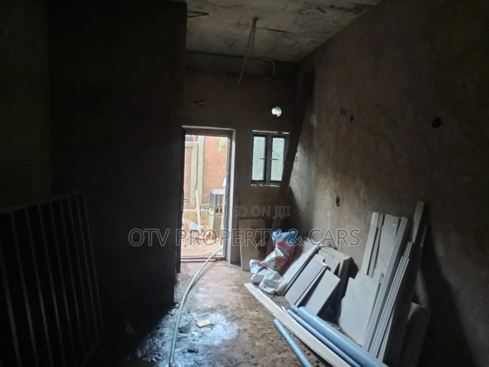 4bdrm Townhouse/Terrace In Life Camp For Sale