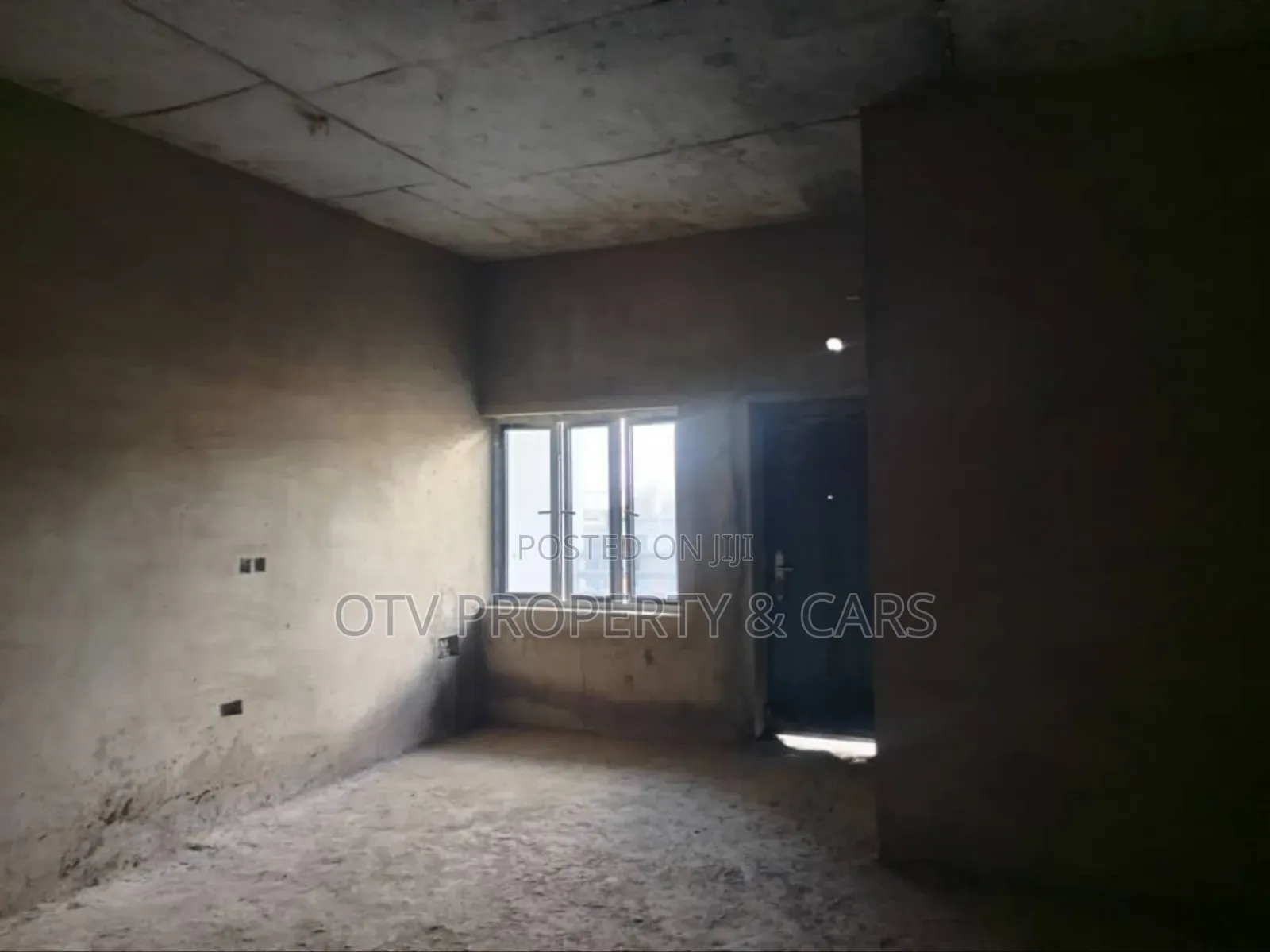 4bdrm Townhouse/Terrace In Life Camp For Sale