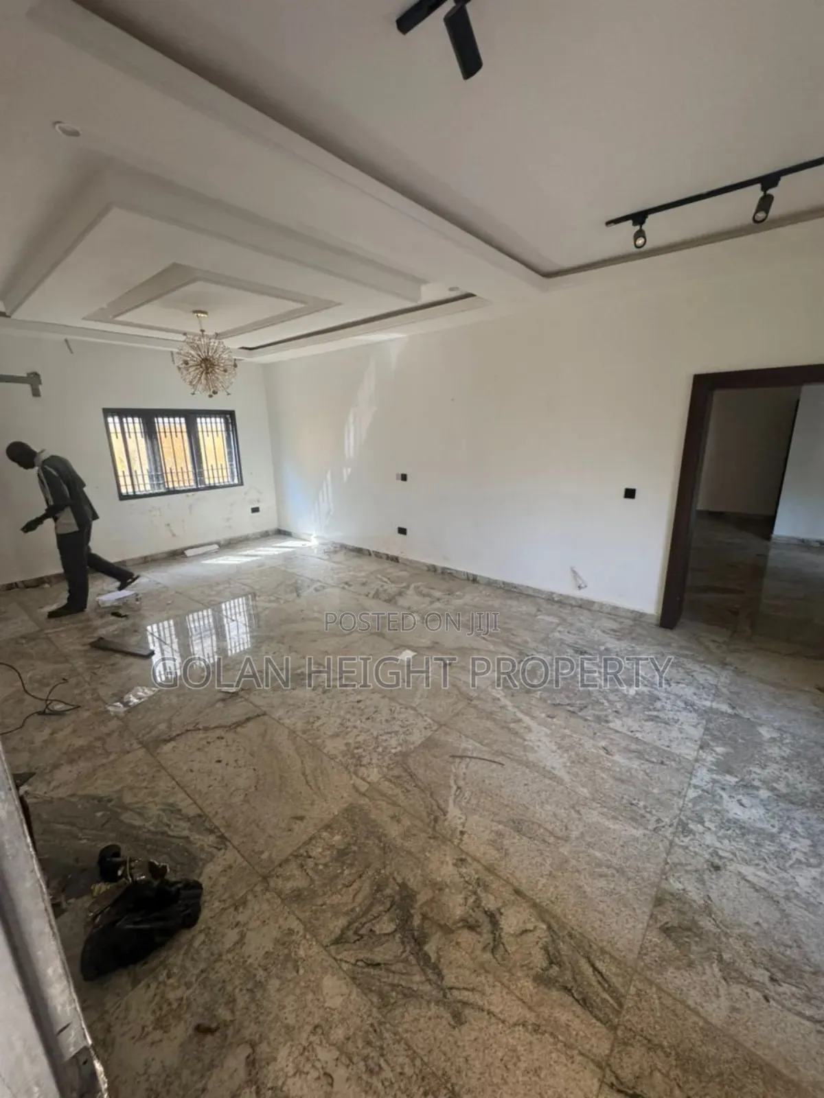 4bdrm Duplex in Gwarinpa for sale