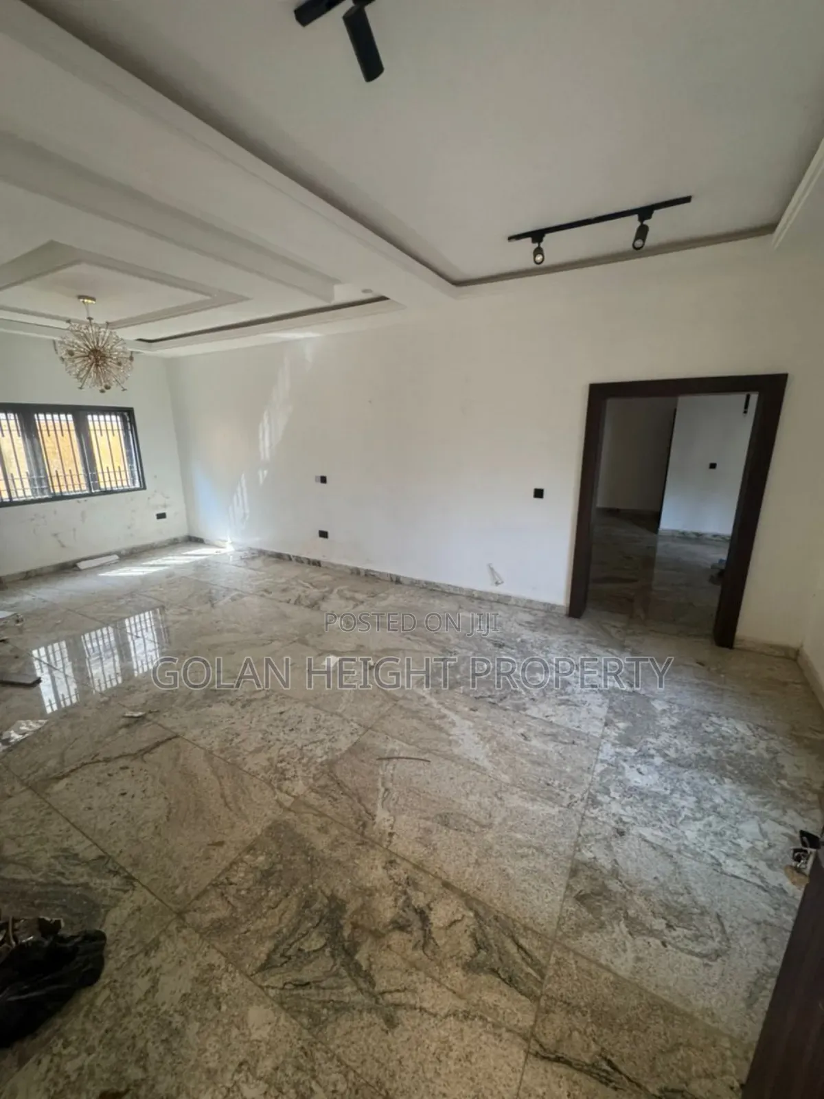 4bdrm Duplex in Gwarinpa for sale