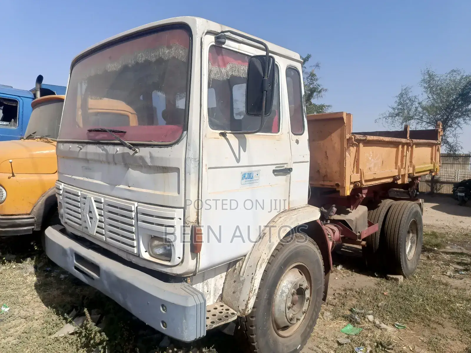 Foreign Used Renault Tipper