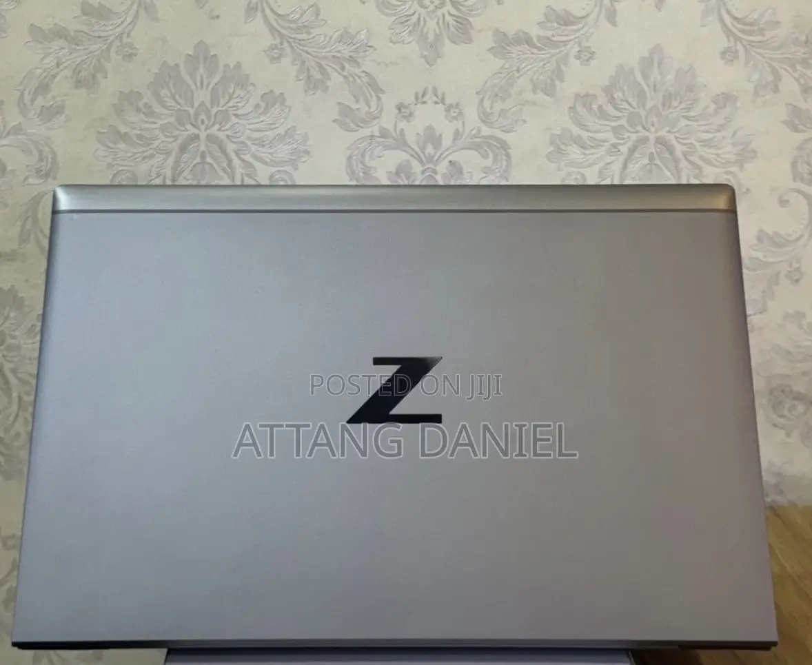 Laptop HP ZBook Firefly 14 G7 16GB Intel Core I5 SSD 256GB