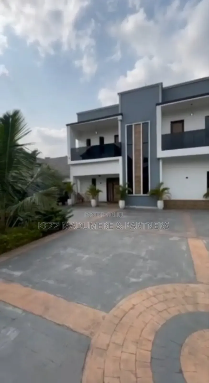 4bdrm Duplex in Shell Cooperative for sale