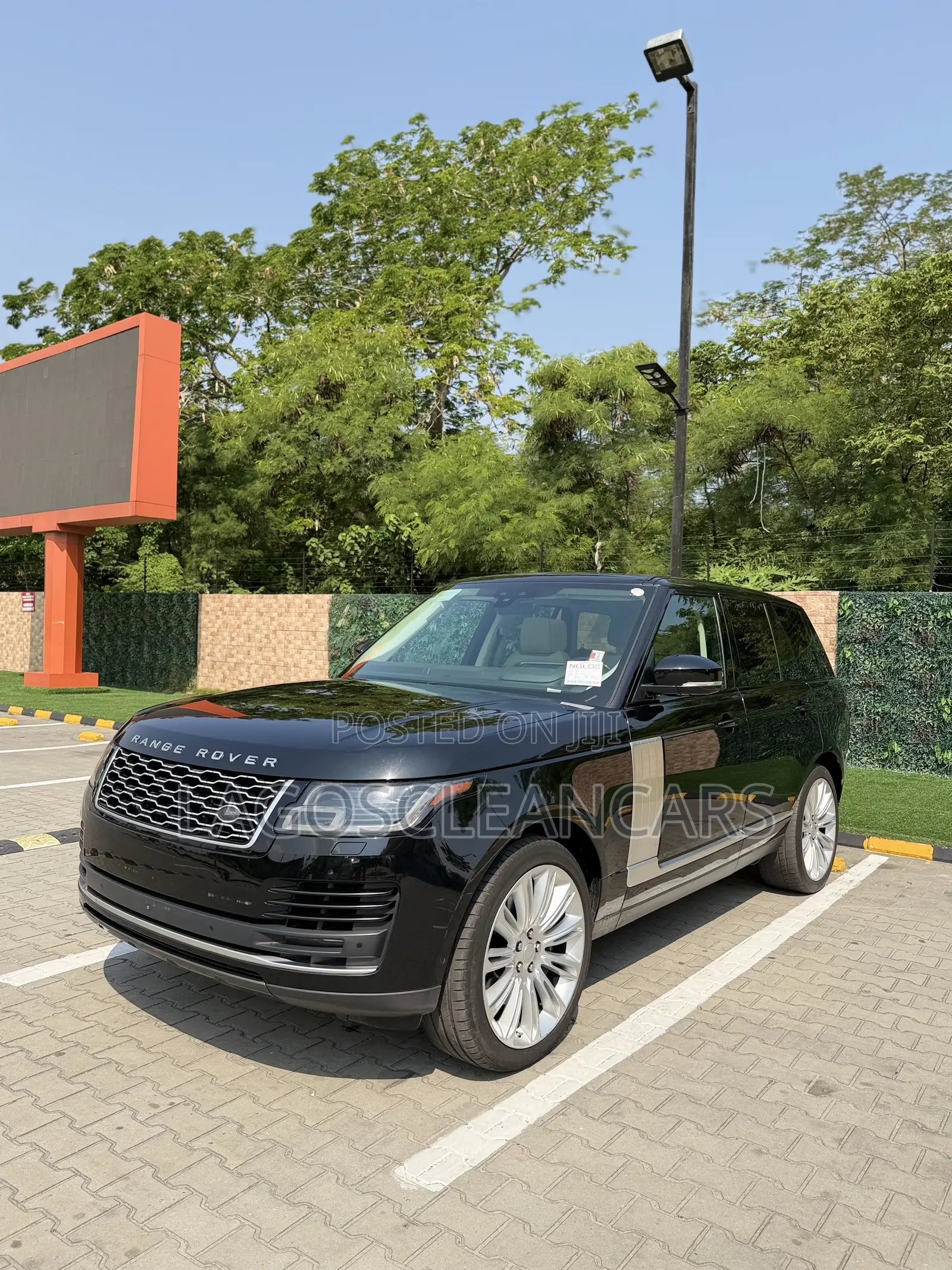 Land Rover Range Rover Vogue 2018 Black