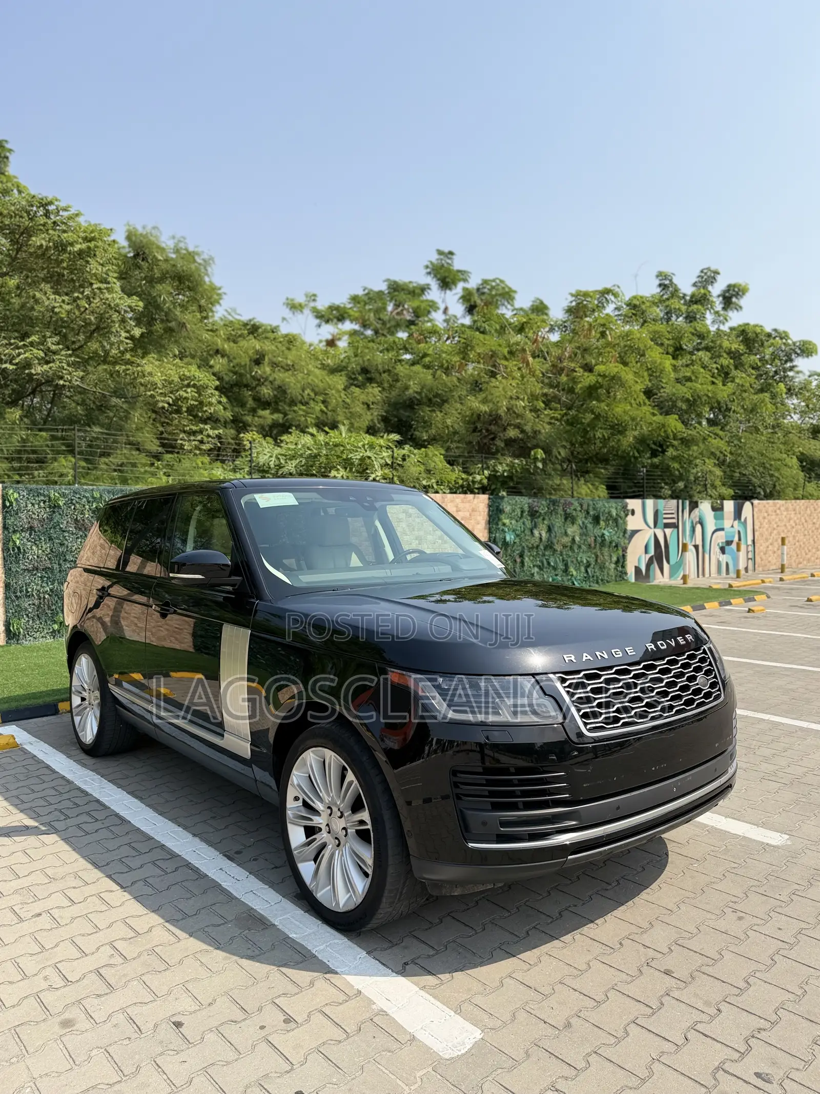 Land Rover Range Rover Vogue 2018 Black
