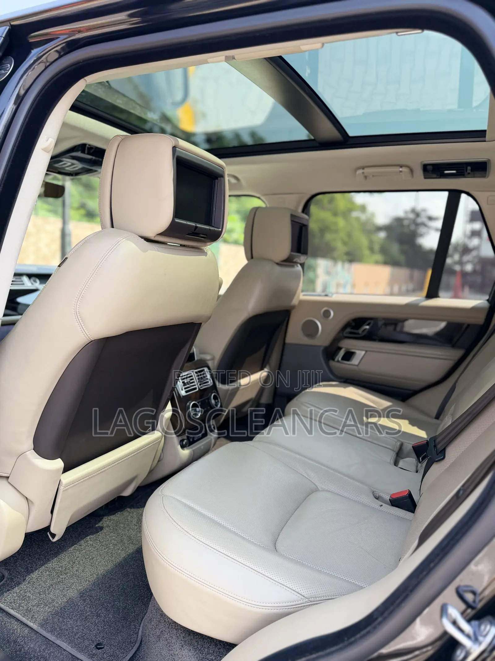 Land Rover Range Rover Vogue 2018 Black