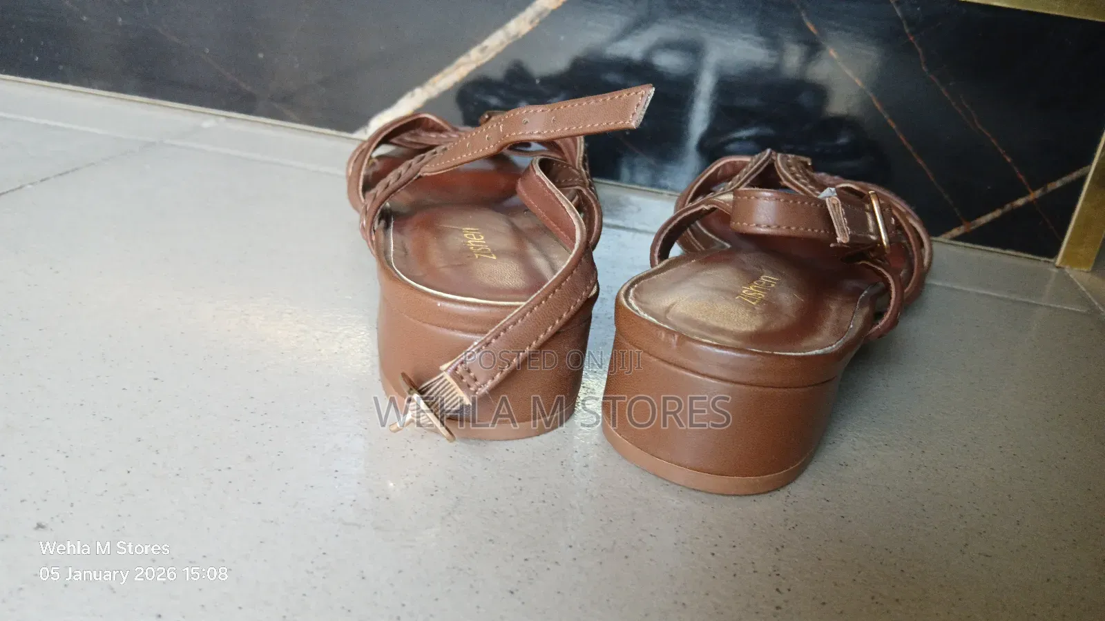 Brown Leather Sandal - 235/36