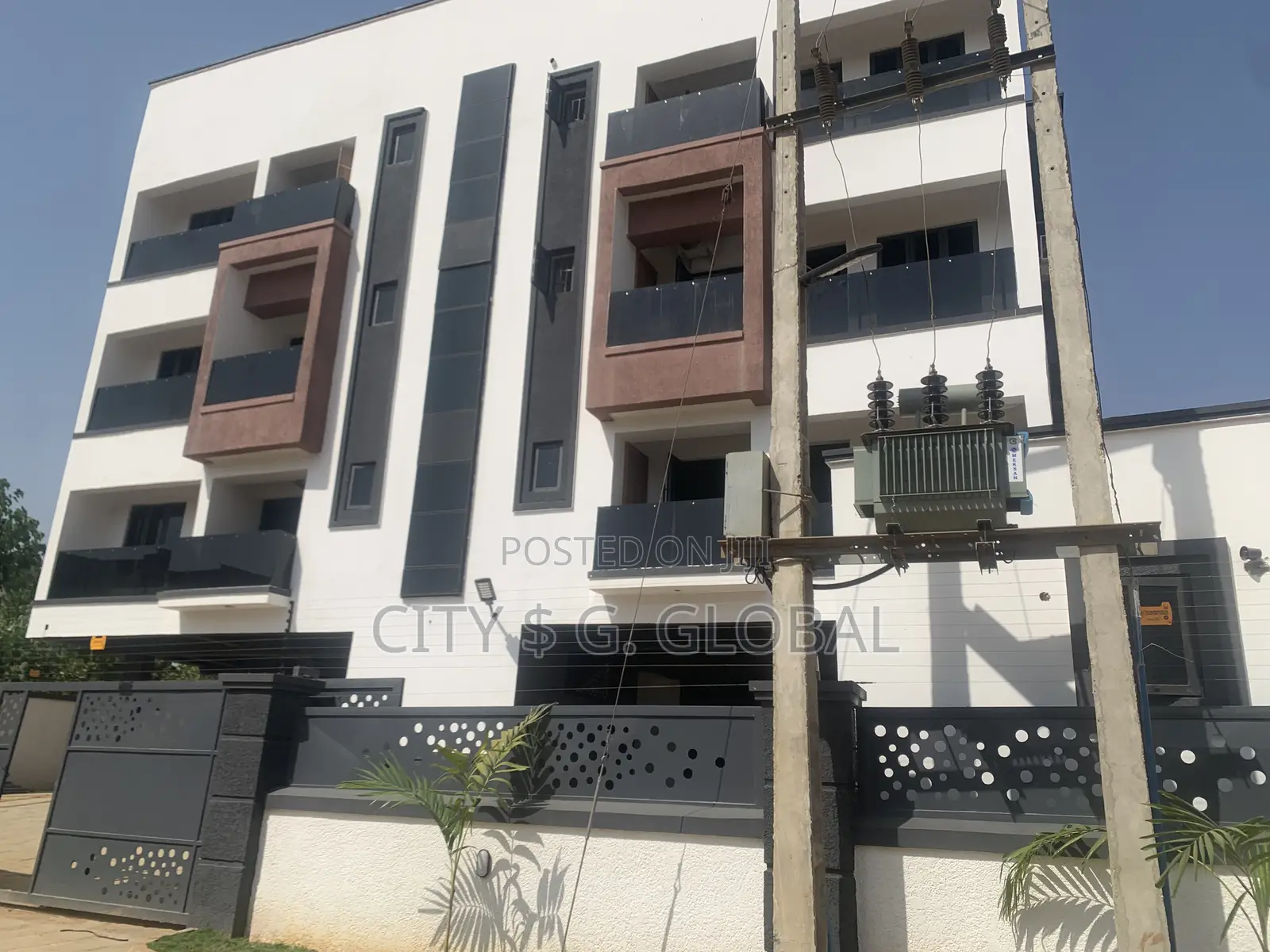A Standard. 3 Bedroom Studio Apartment