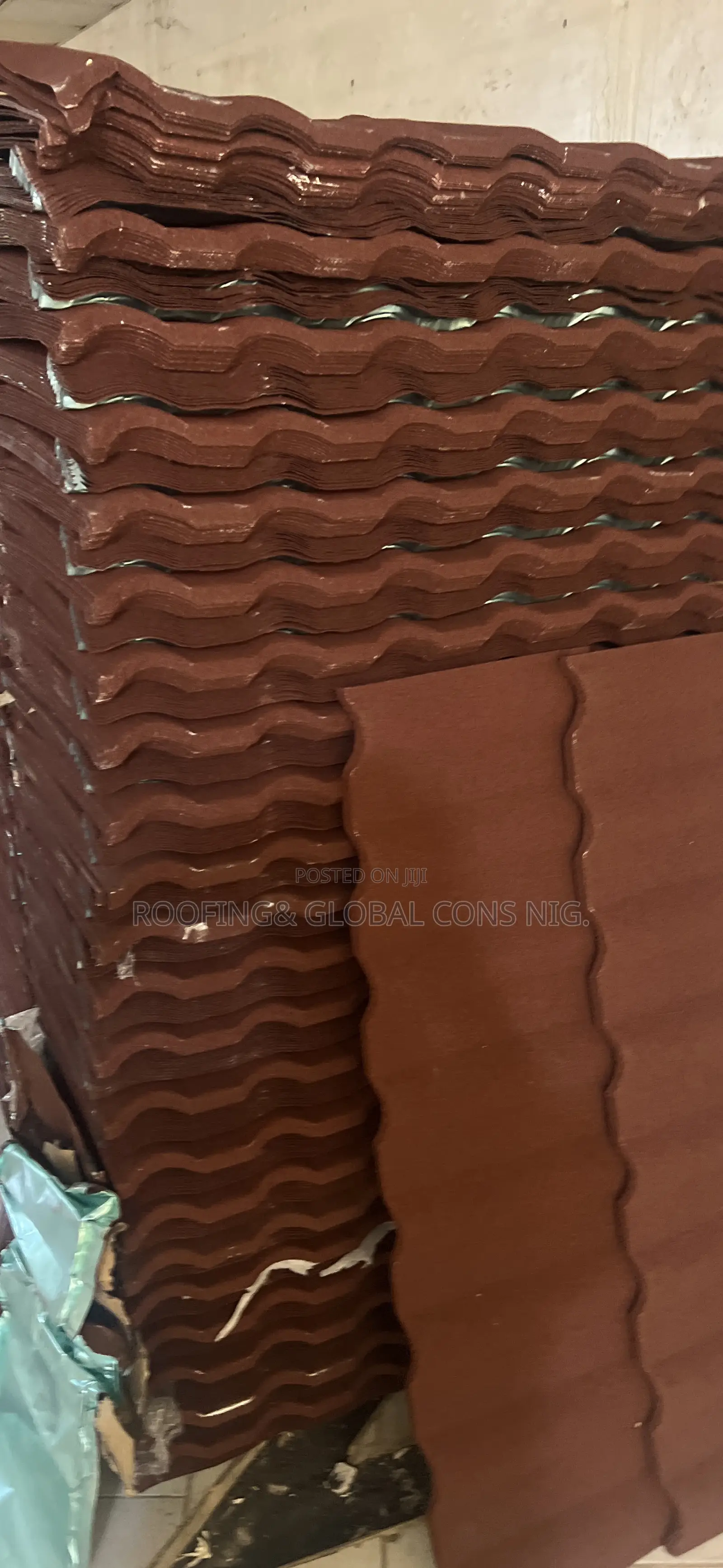 Korea Pure Red Stone Coated Roofing Tiles Milano Design