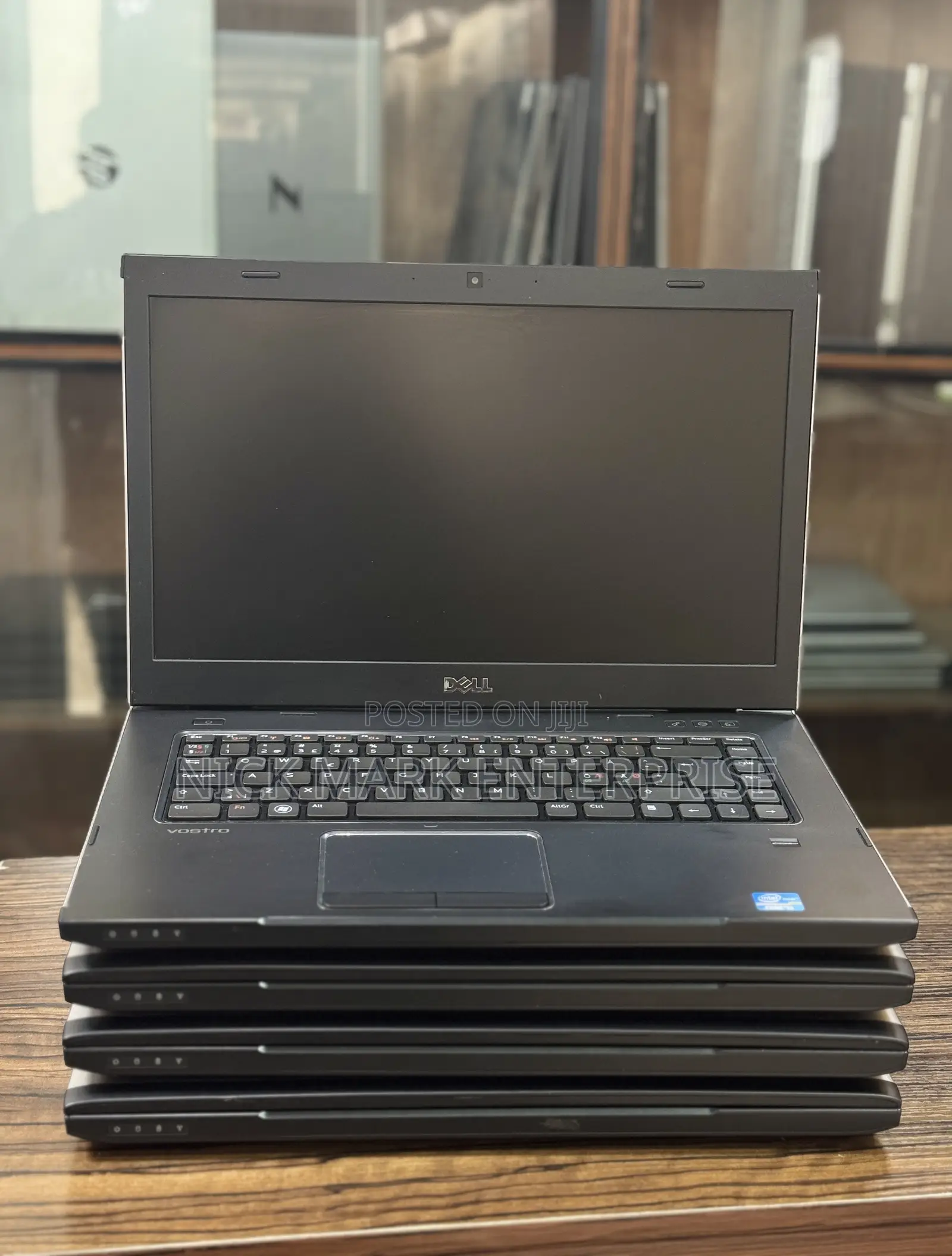 Laptop Dell Vostro 3550 4GB Intel Core i3 HDD 250GB