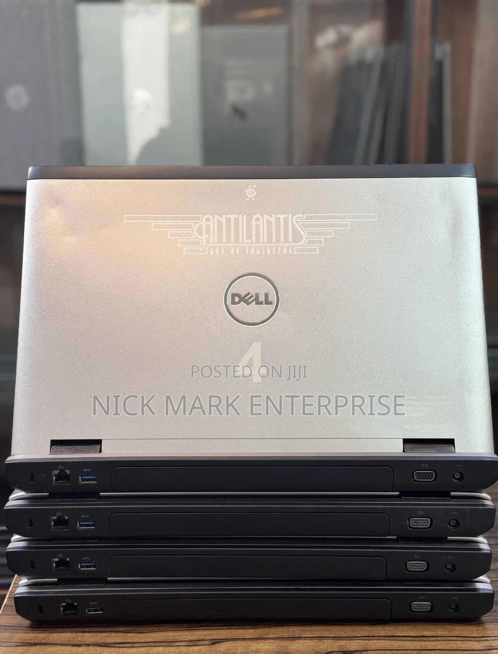 Laptop Dell Vostro 3550 4GB Intel Core i3 HDD 250GB