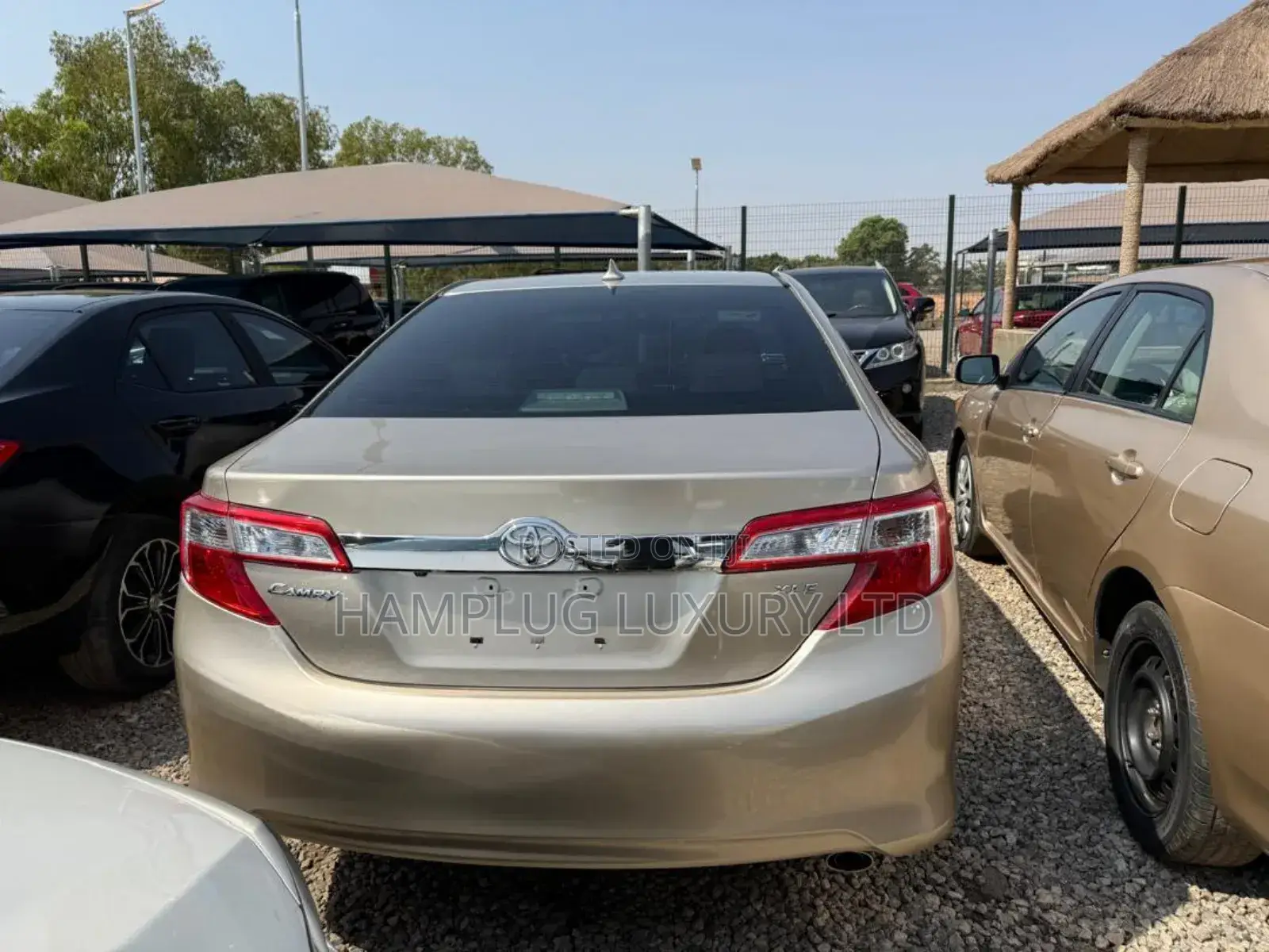 Toyota Camry 2014 Gold