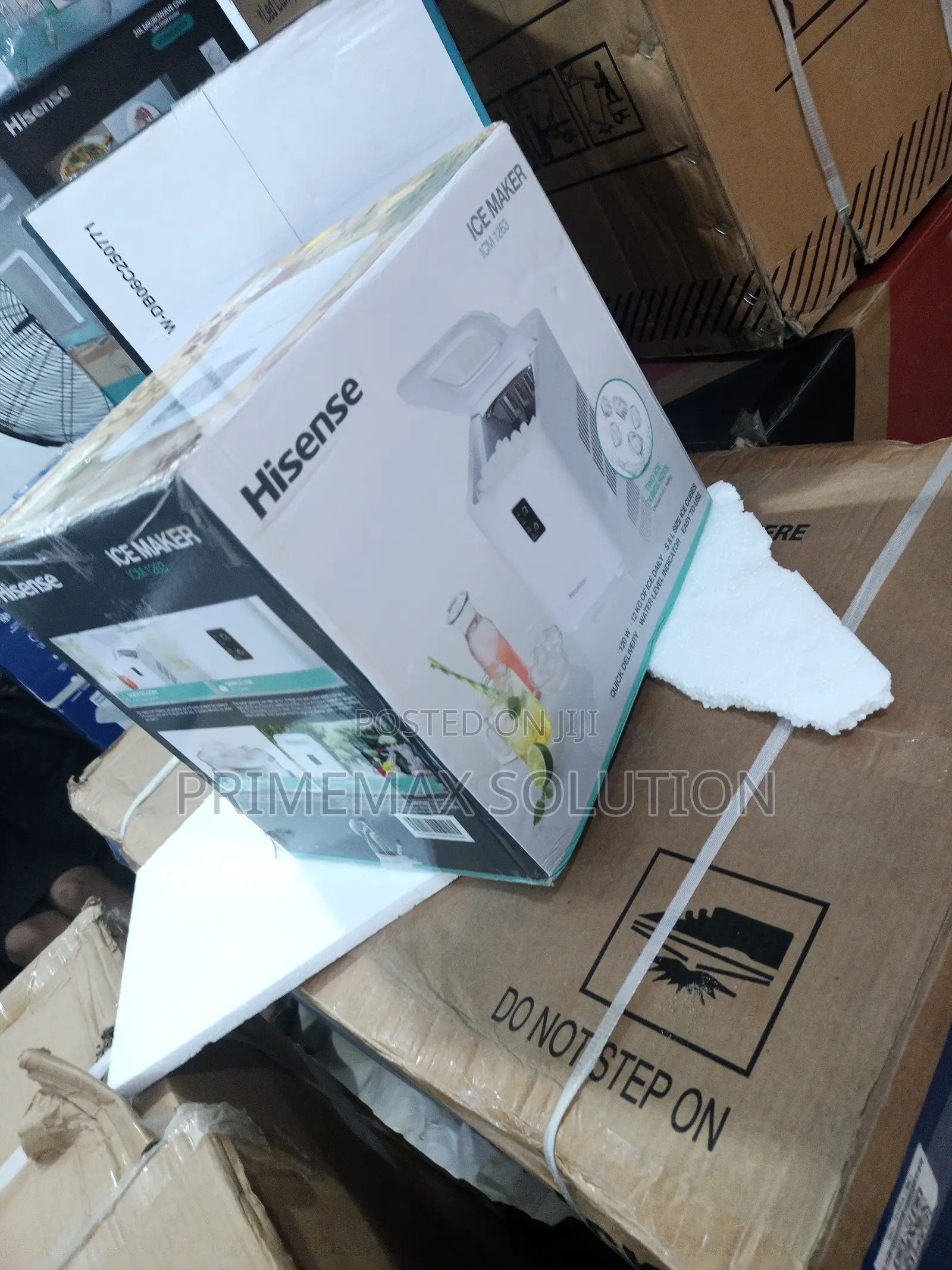Compact Portable Hisense Ice Maker - 12kg Bullet Cubes Daily