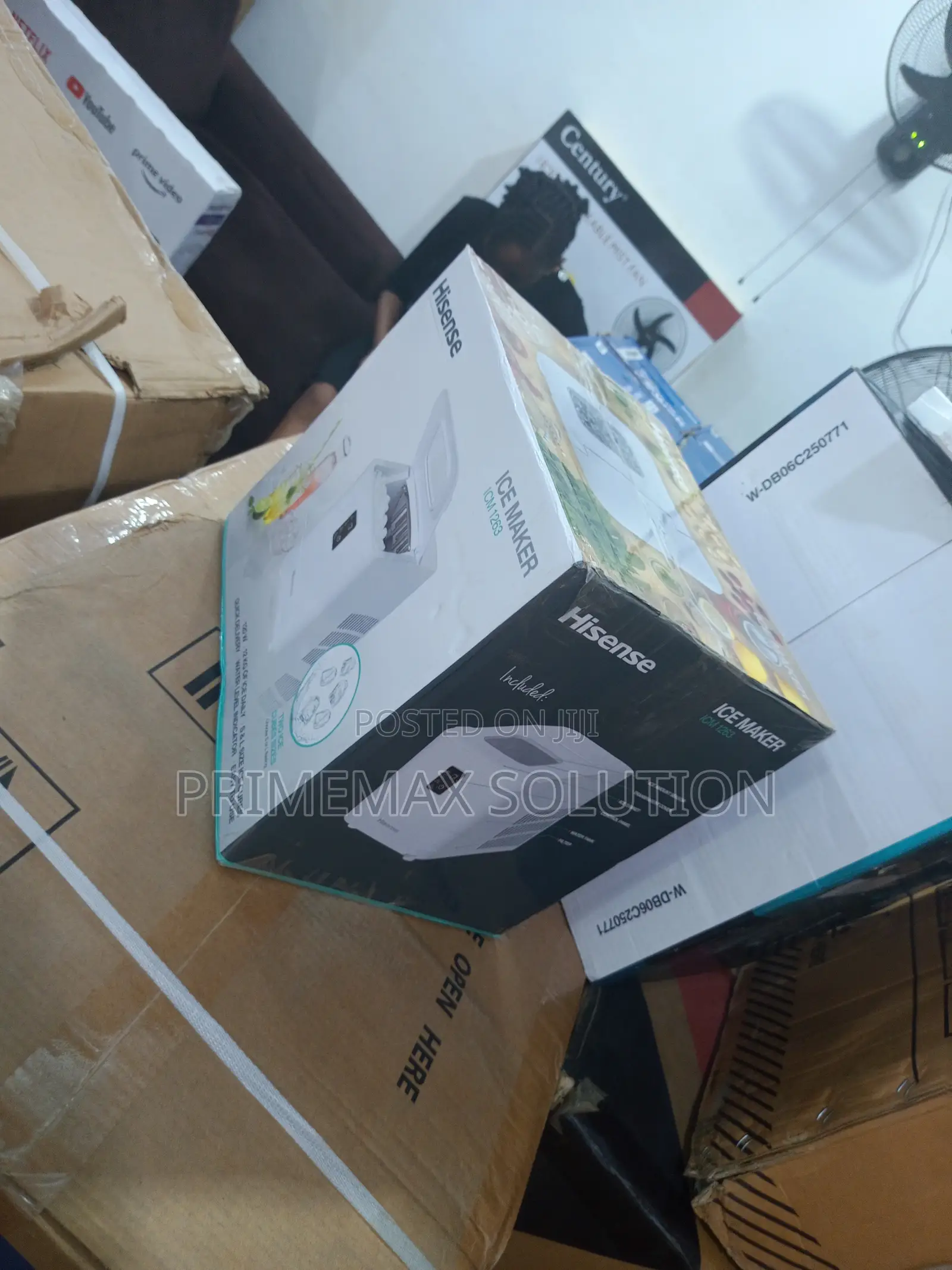 Hisense Home Office Ice Maker - 12kg/24h Capacity