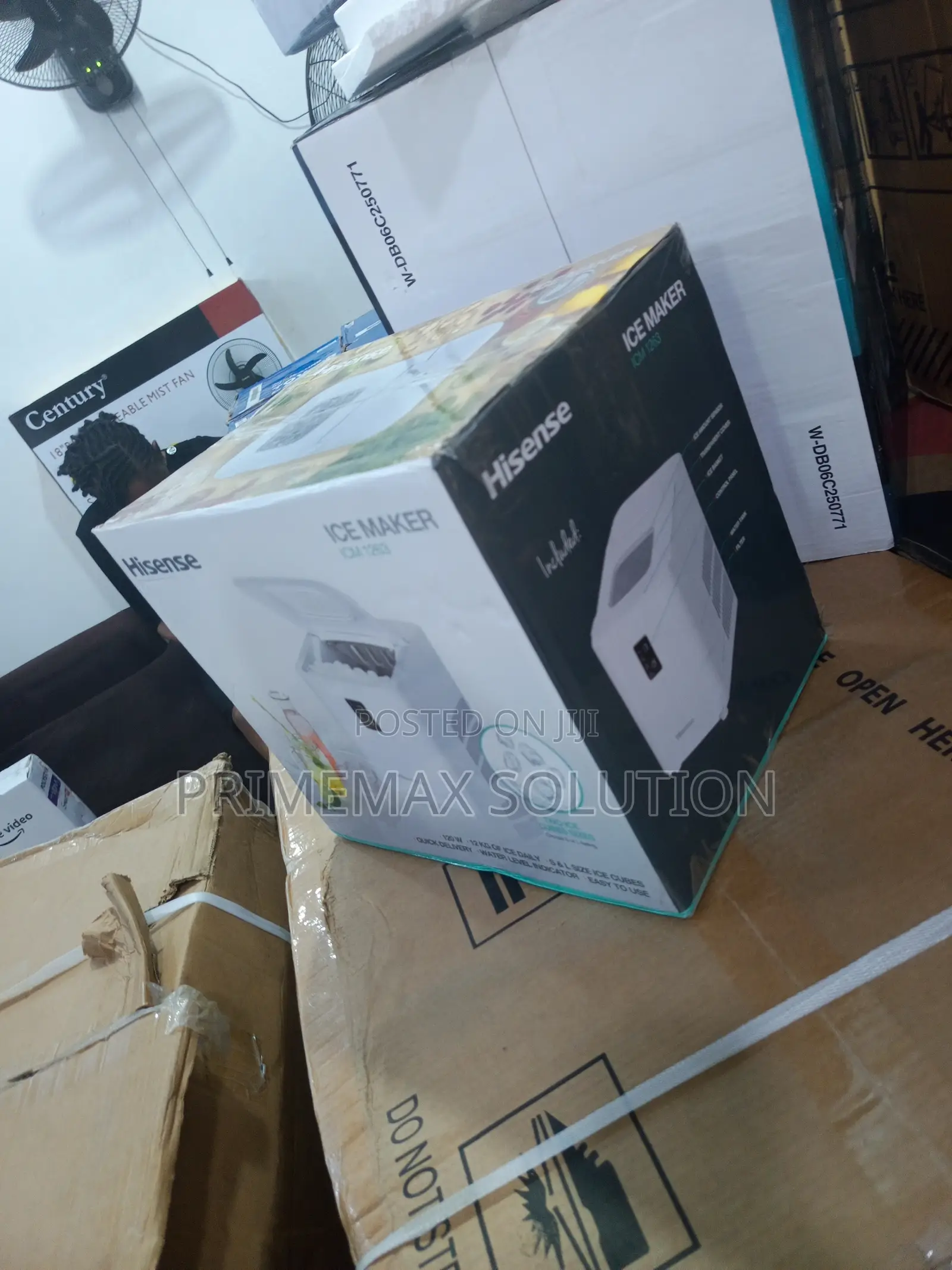 Hisense 12kg Bullet-Shaped Countertop Ice Maker