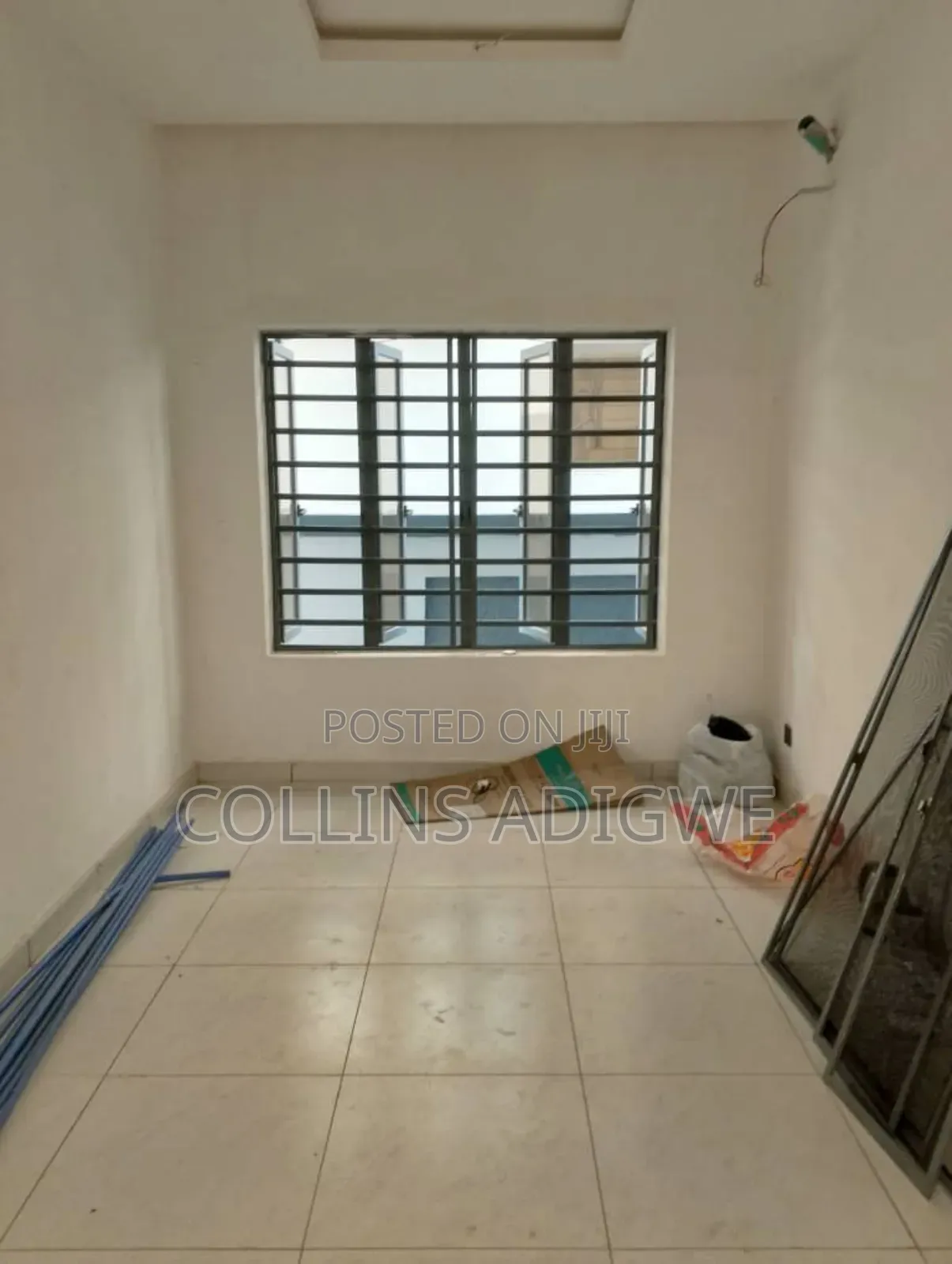 4bdrm Duplex in Orchid Chevron for sale