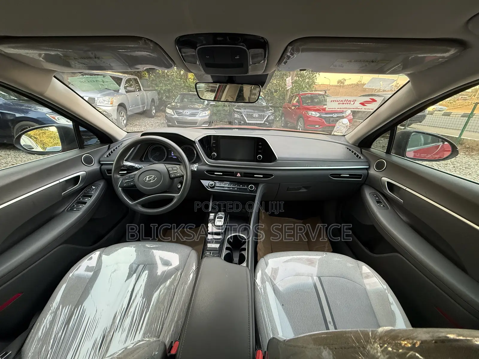 Hyundai Sonata SE 2022 Red