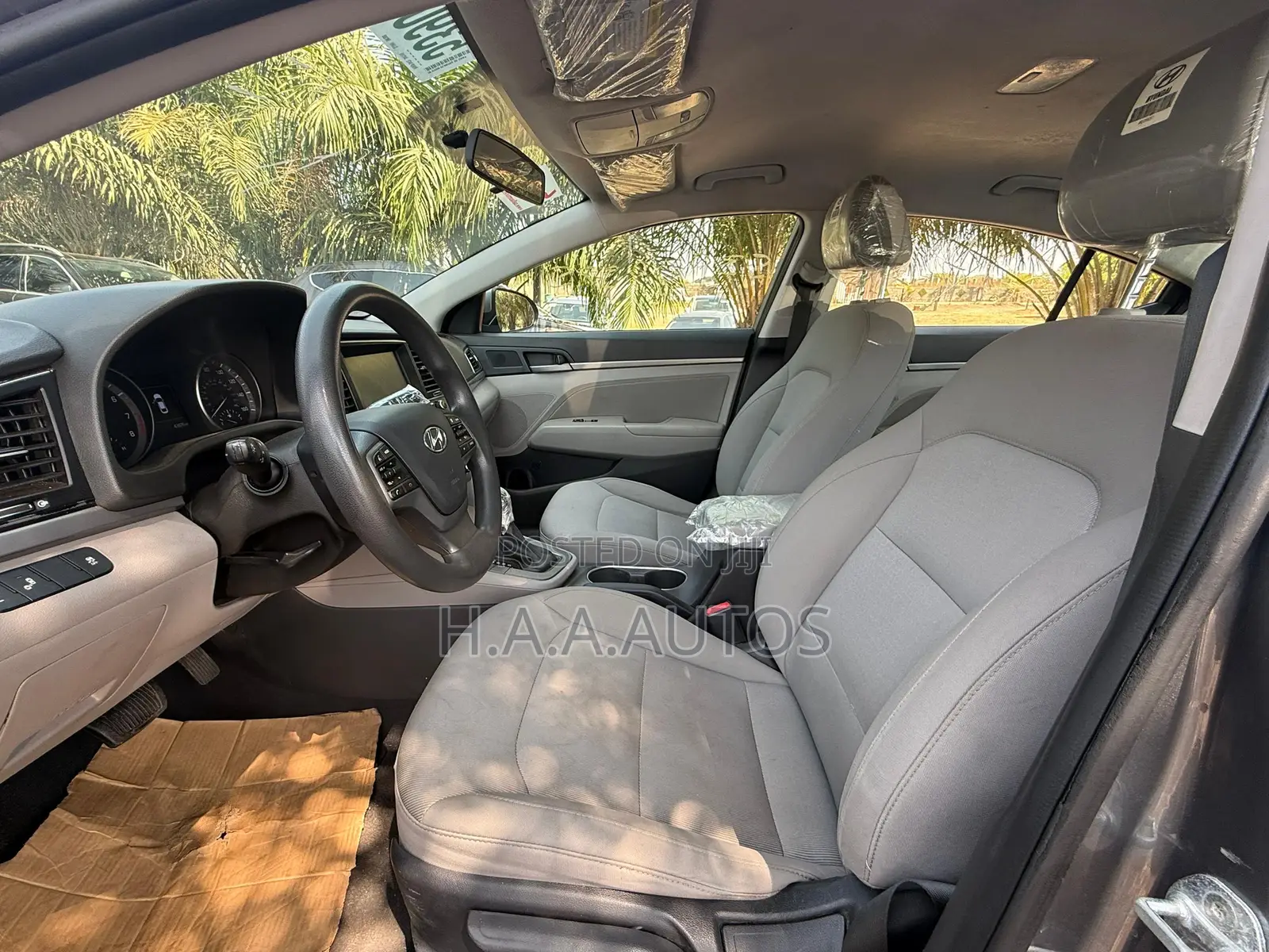 Hyundai Elantra 2017 Gray