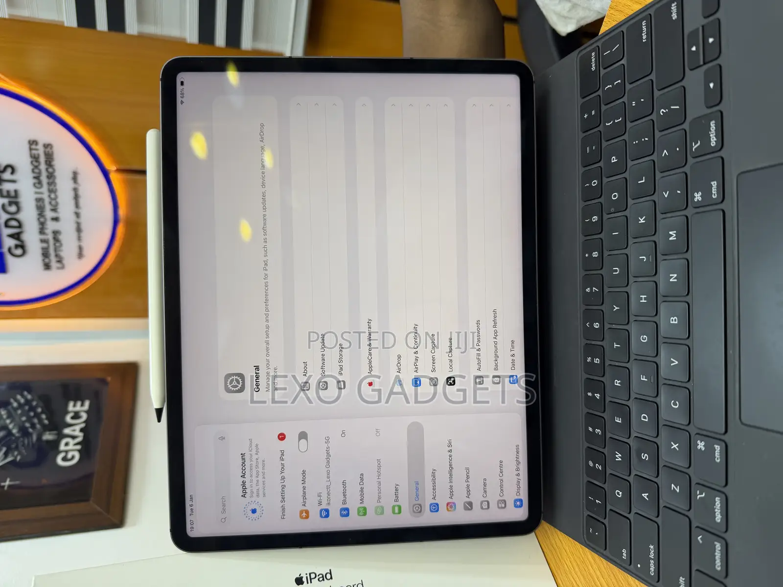 Apple iPad Pro 12.9 (2021) 256 GB Black