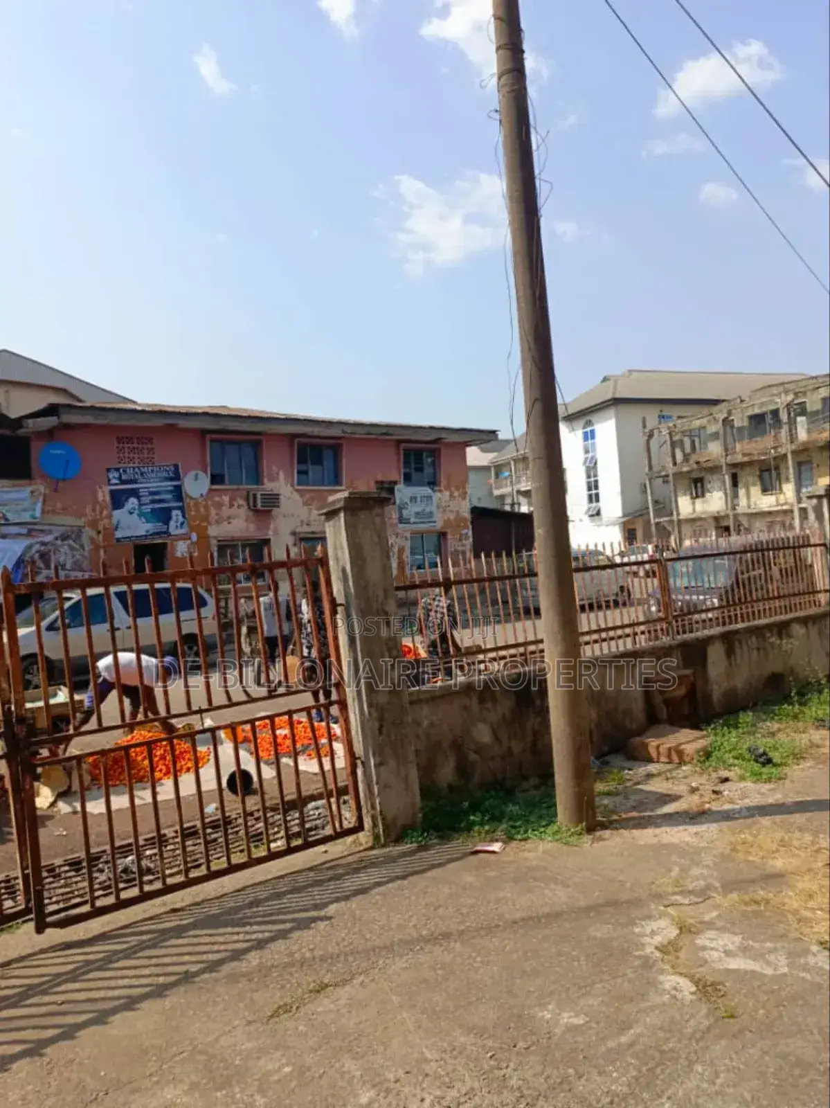 20bdrm House in Owerri for sale