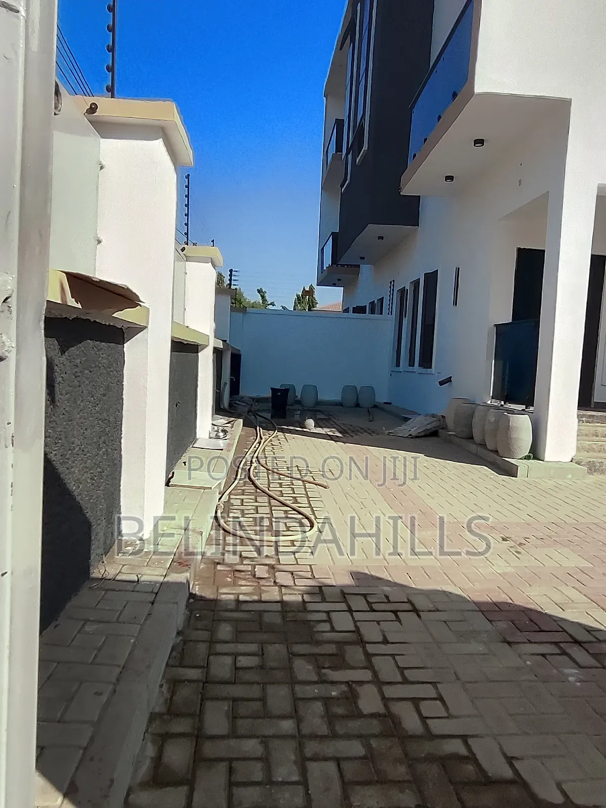 5bdrm Townhouse/Terrace in Zone 7 / Wuse for sale