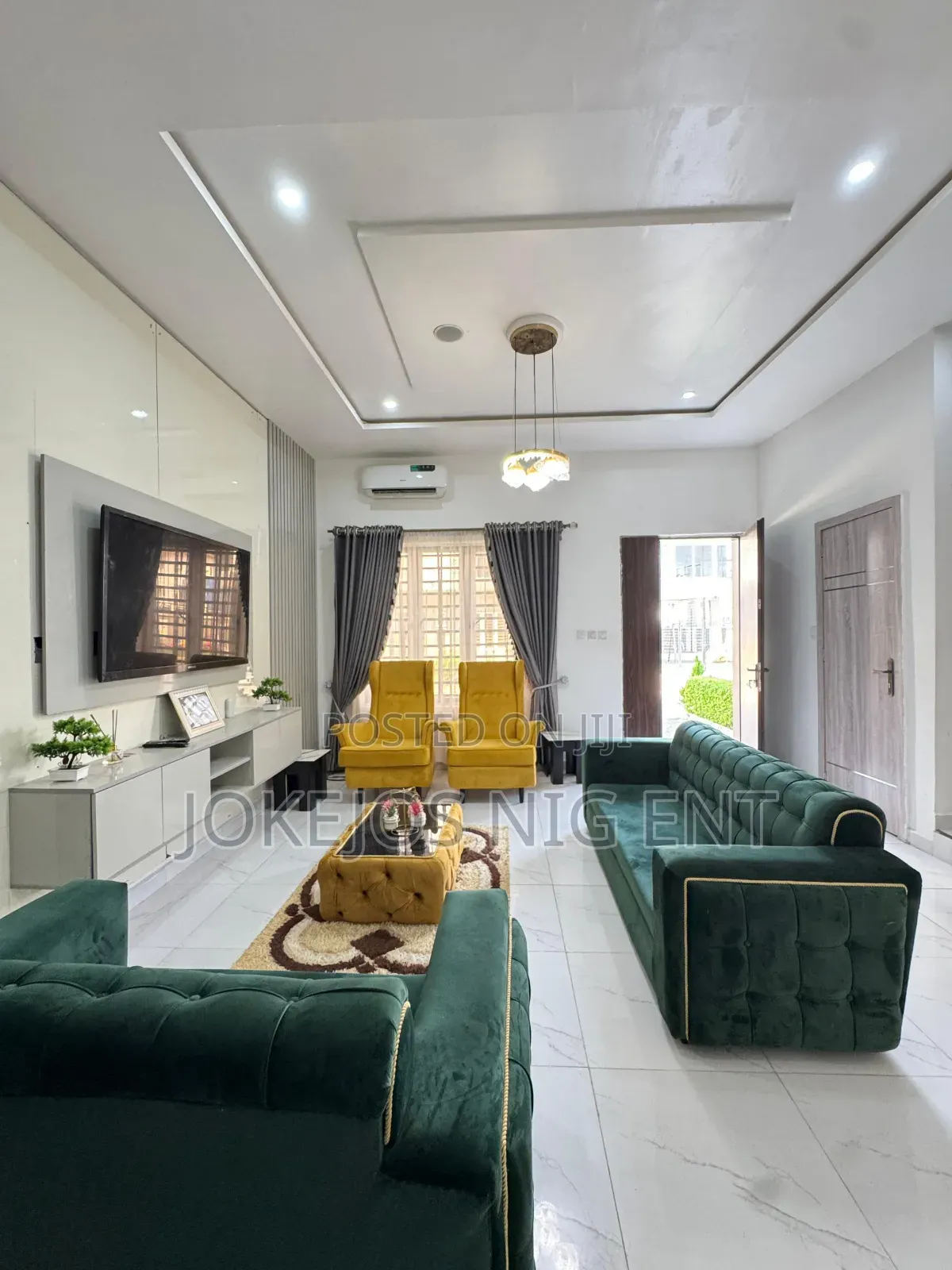 4bdrm Townhouse/Terrace in Ikate for sale