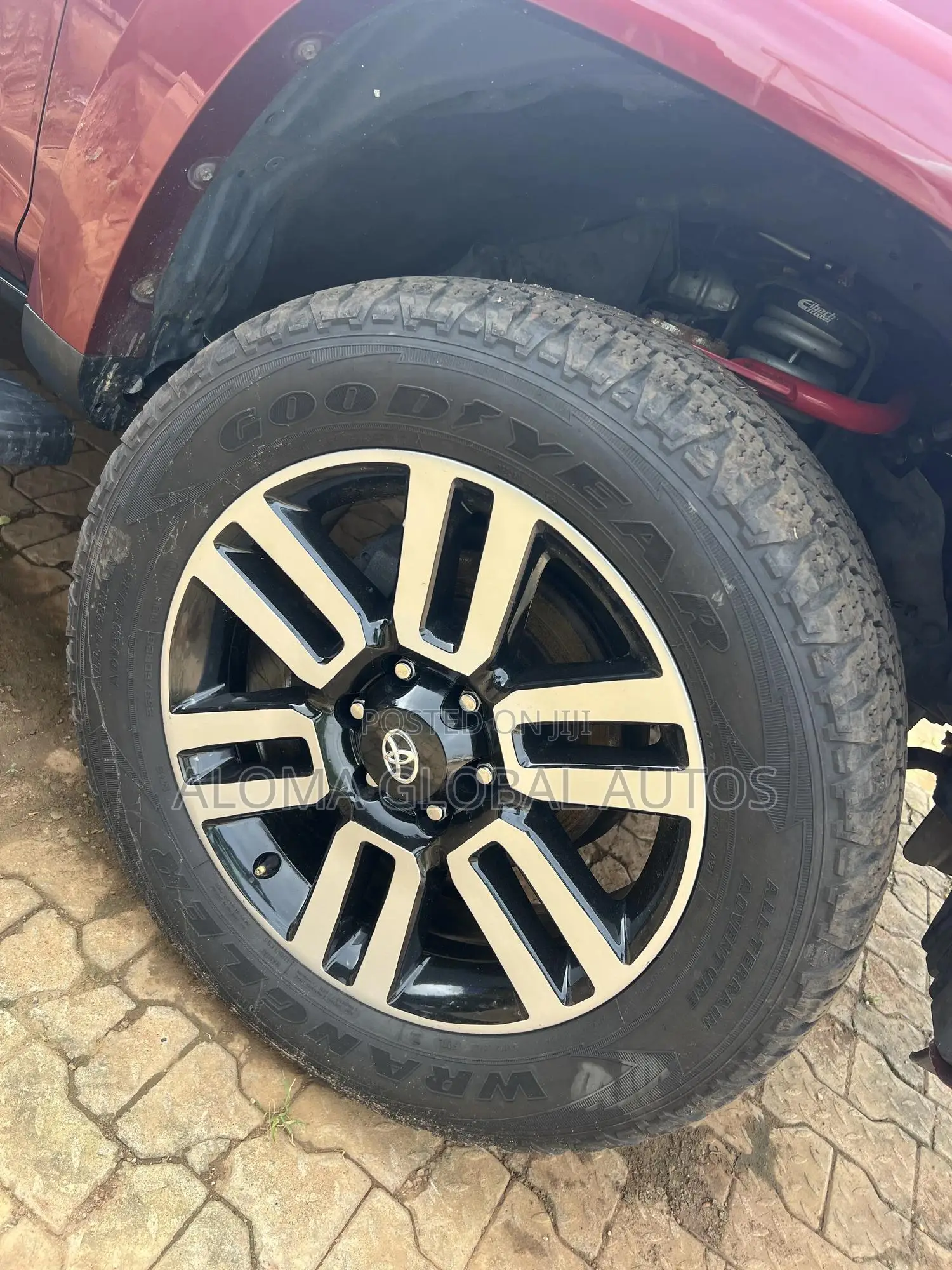 Toyota 4-Runner SR5 4X4 2013 Red