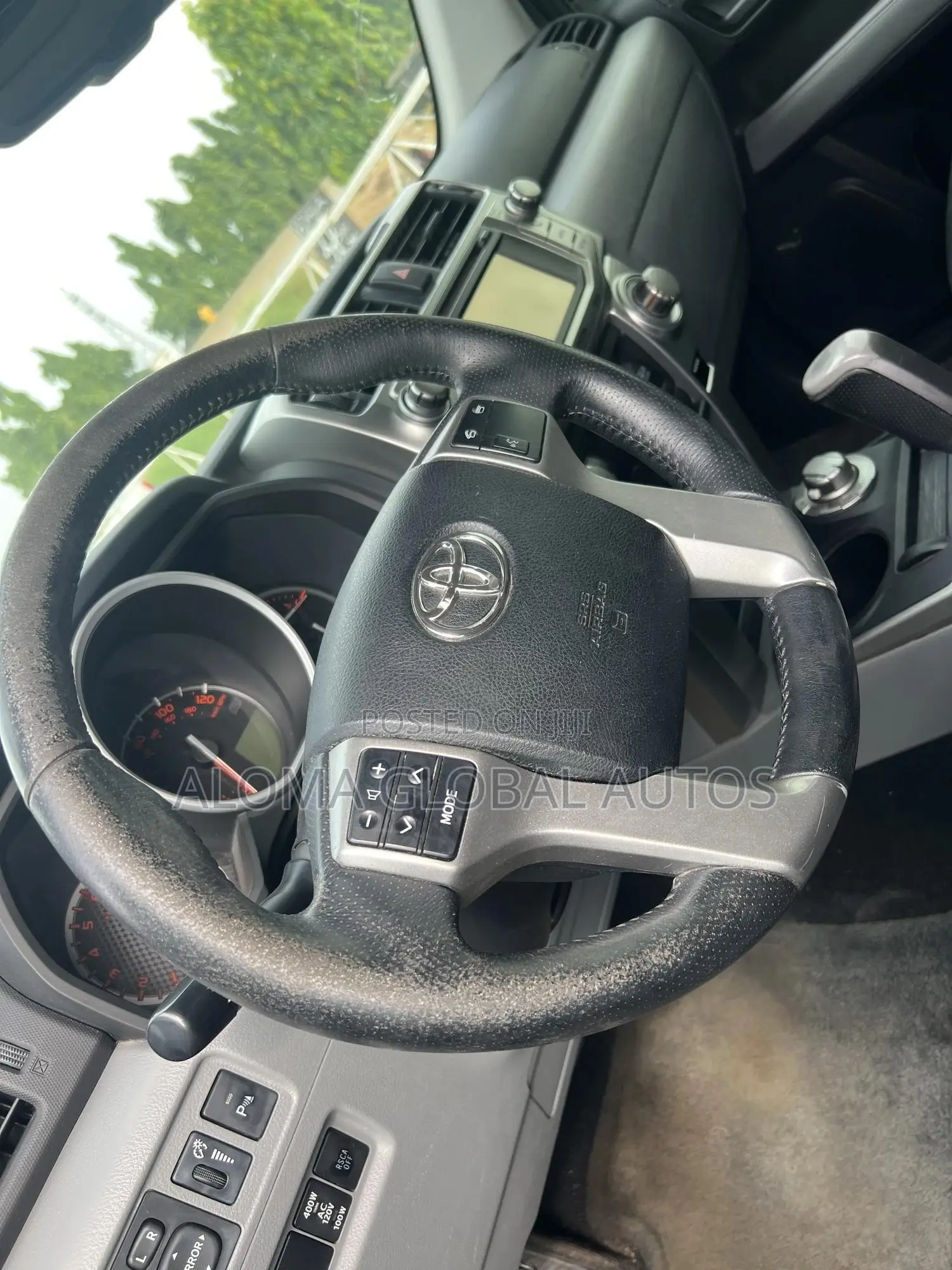 Toyota 4-Runner SR5 4X4 2013 Red